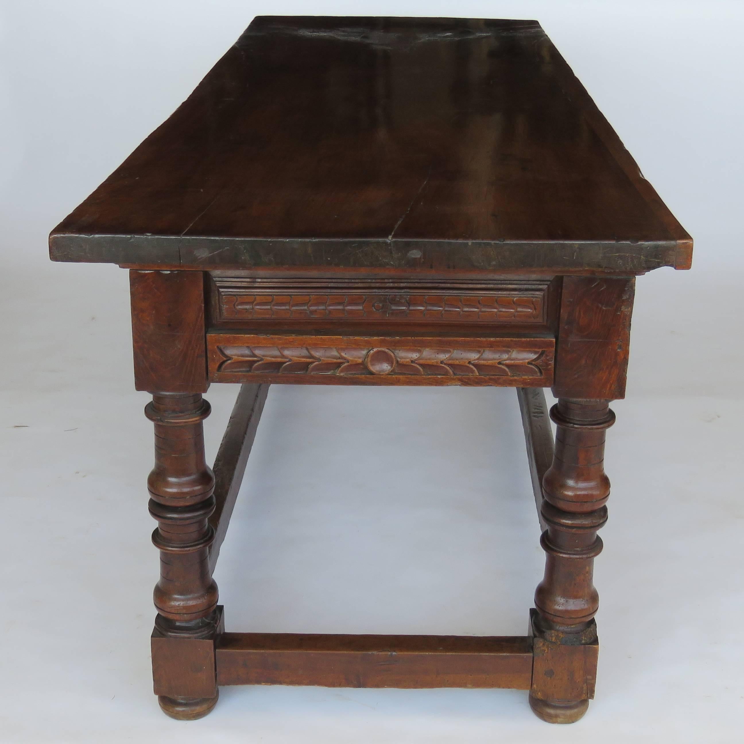 18th Century Baroque Walnut Library Center Table For Sale 3