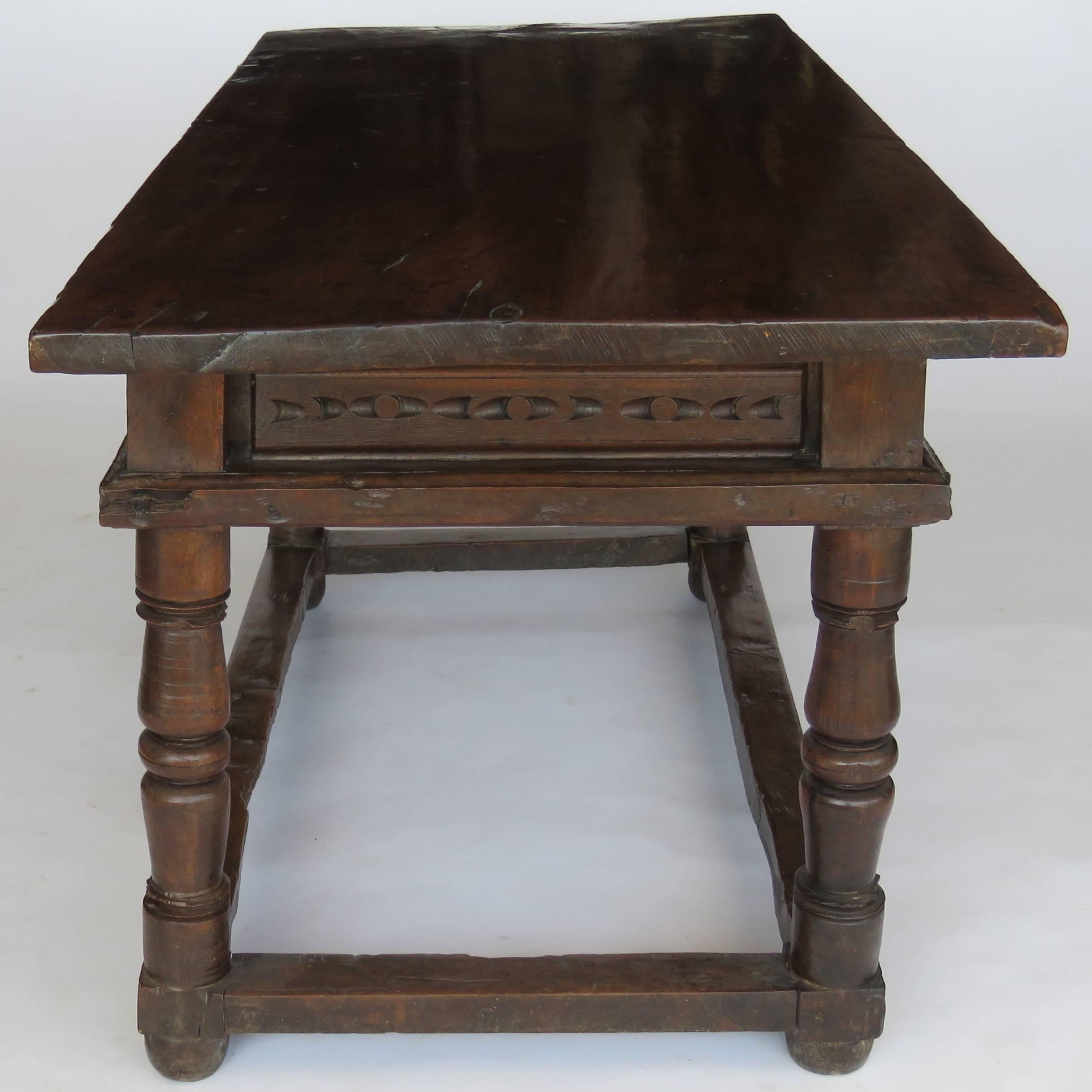 17th Century Baroque Walnut Library Center Table For Sale 3