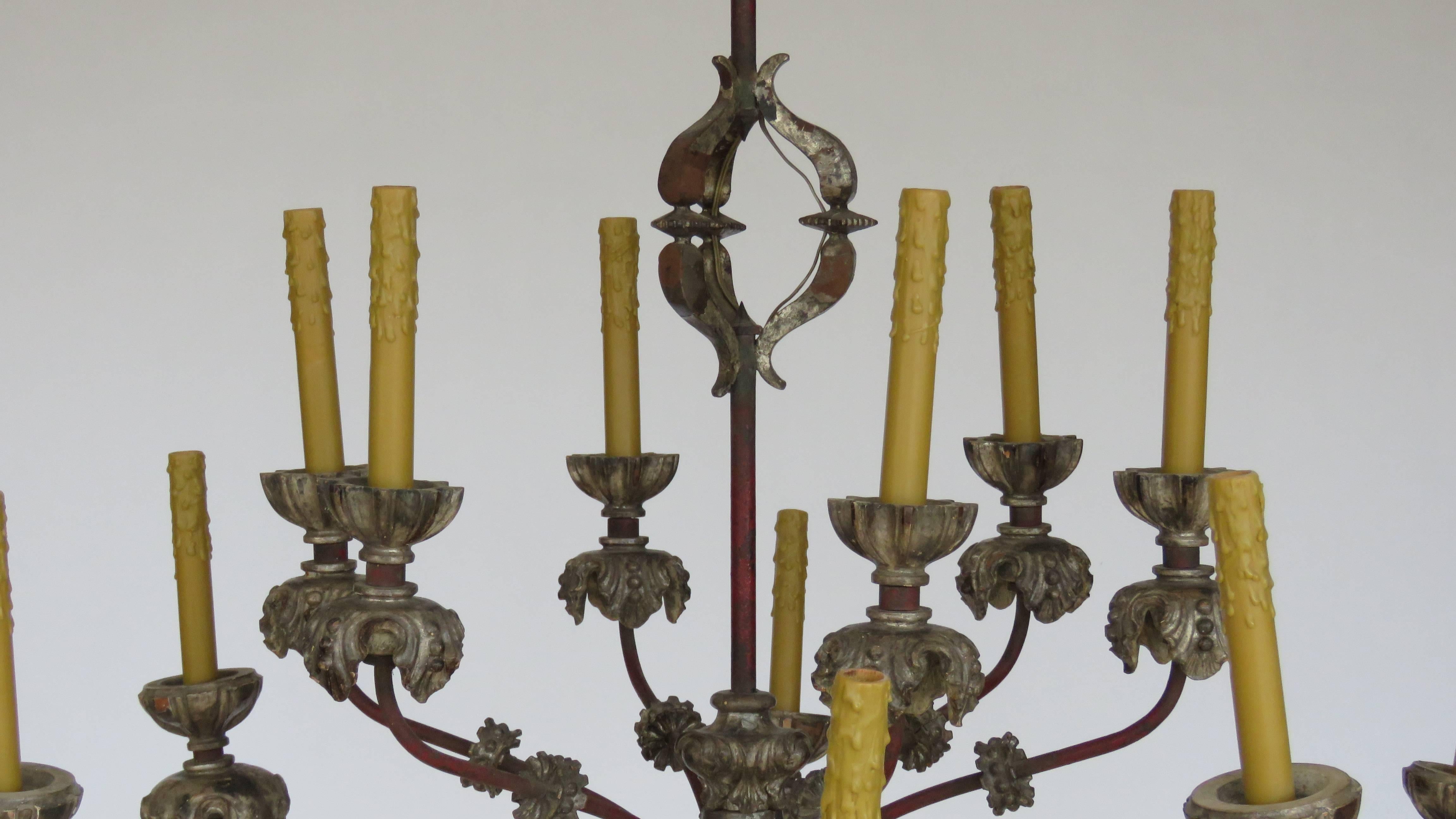 Early 19th Century Italian Large Painted Iron and Wood Chandelier In Good Condition In Alella, ES