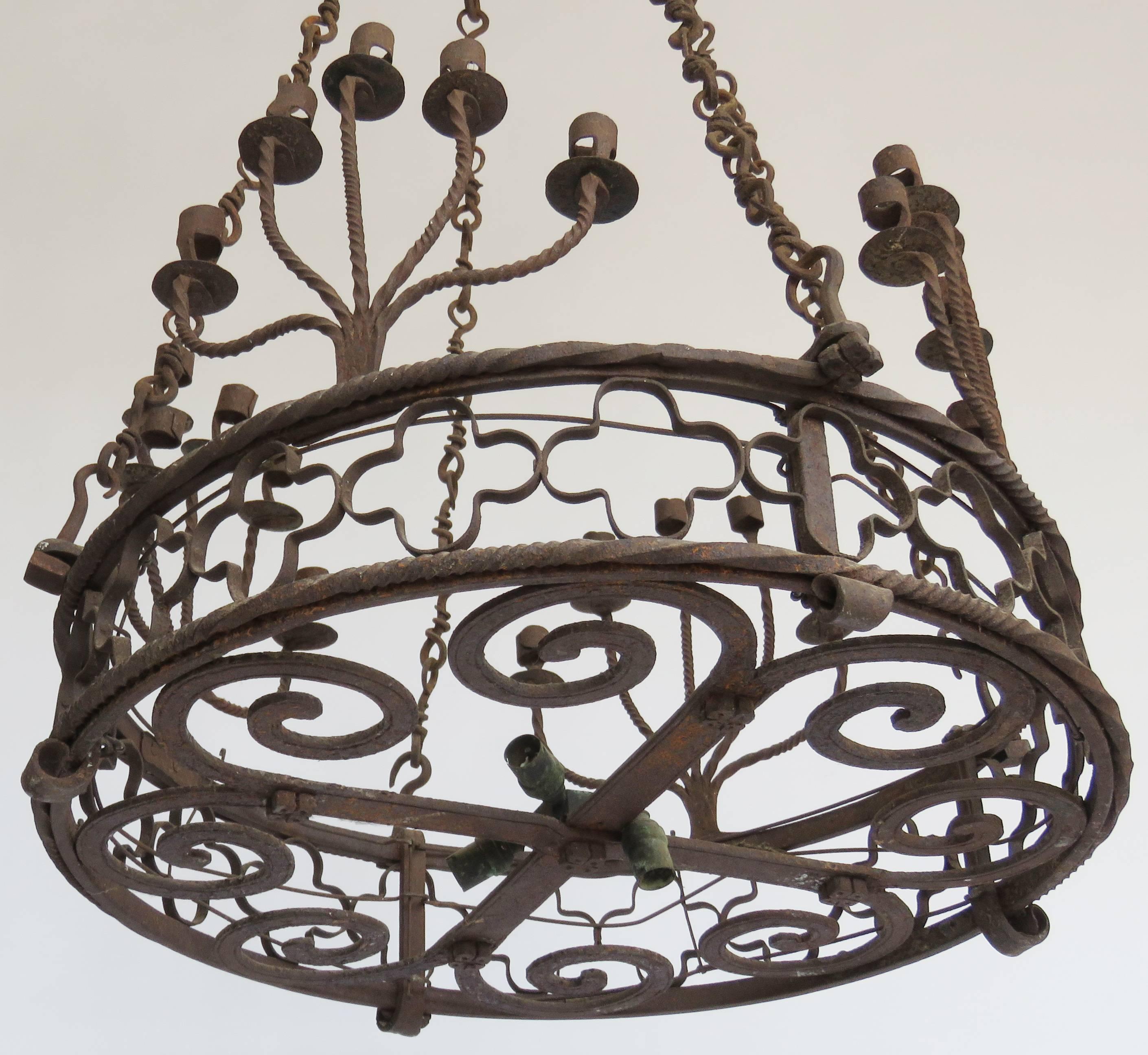 Wrought Iron Early 19th Century, Italian Iron Chandelier with Candleholders For Sale