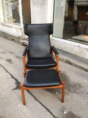 Scandinavian Modern Wing Chair and Ottoman by Soren Hansen for Fritz Hansen