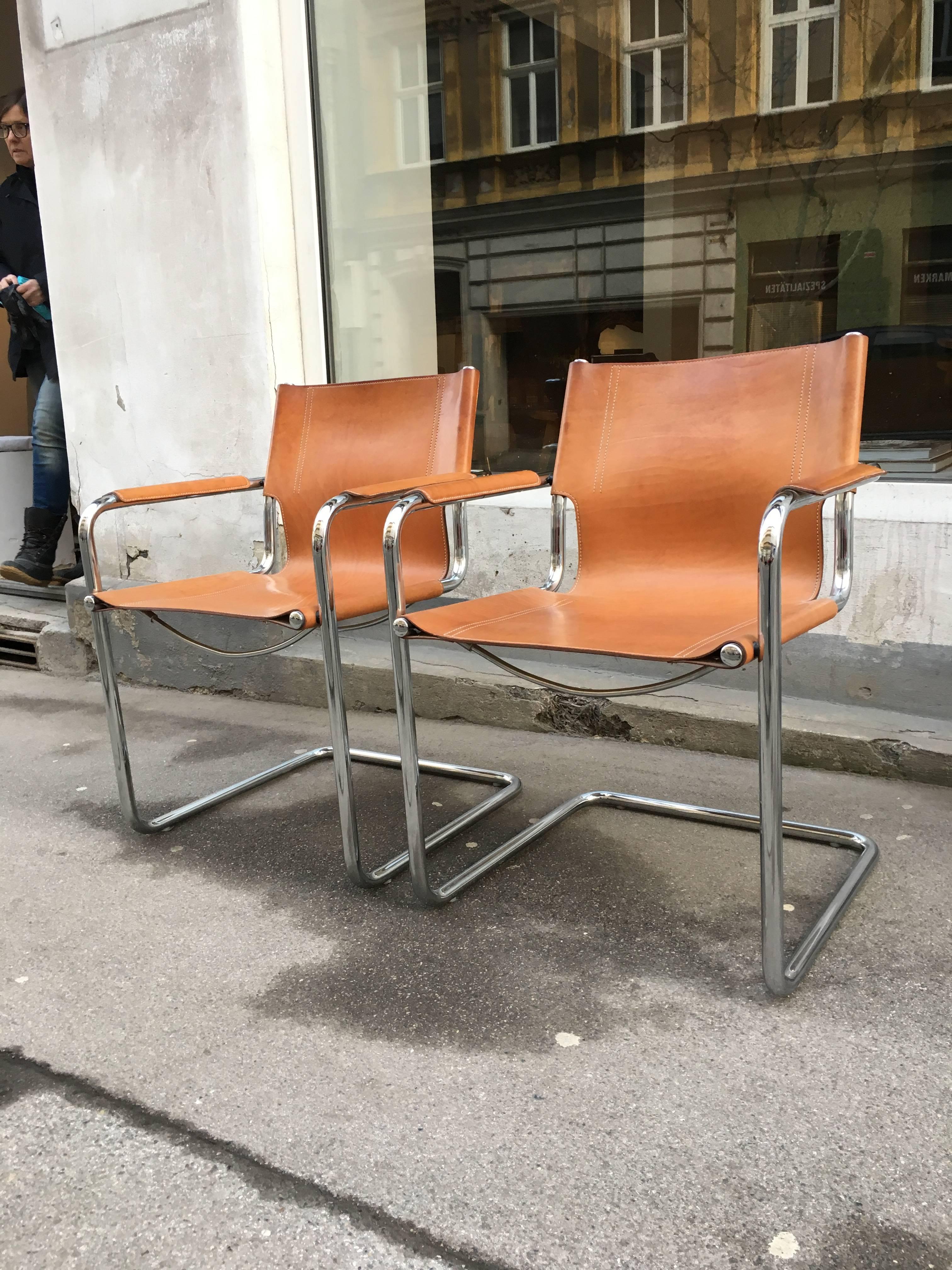 Mid-Century Modern Fine Pair of Italian Leather Matteo Grassi Visitor Chairs For Sale