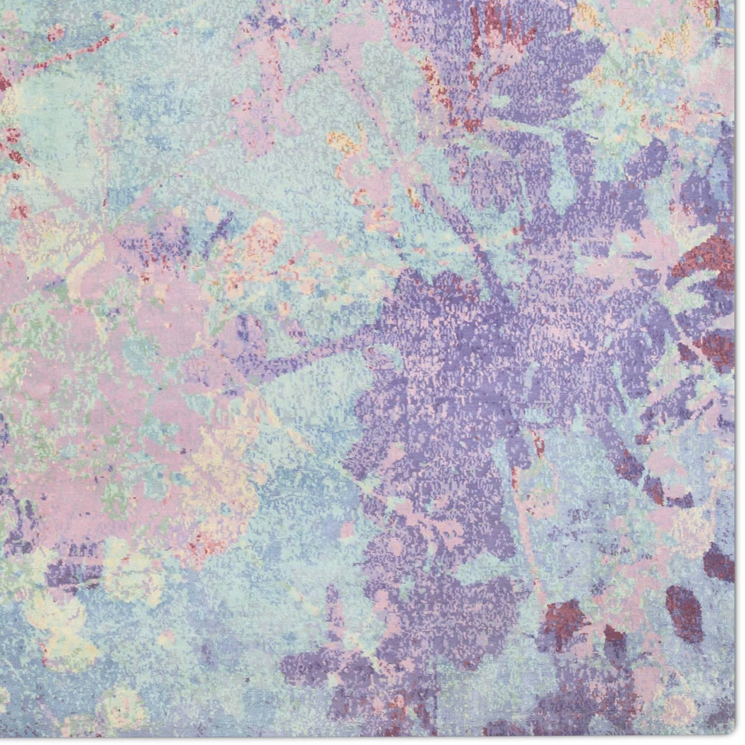 'Silhouette Purple', Hand-Knotted Tibetan Contemporary Abstract Rug Wool & Silk In New Condition For Sale In London, GB