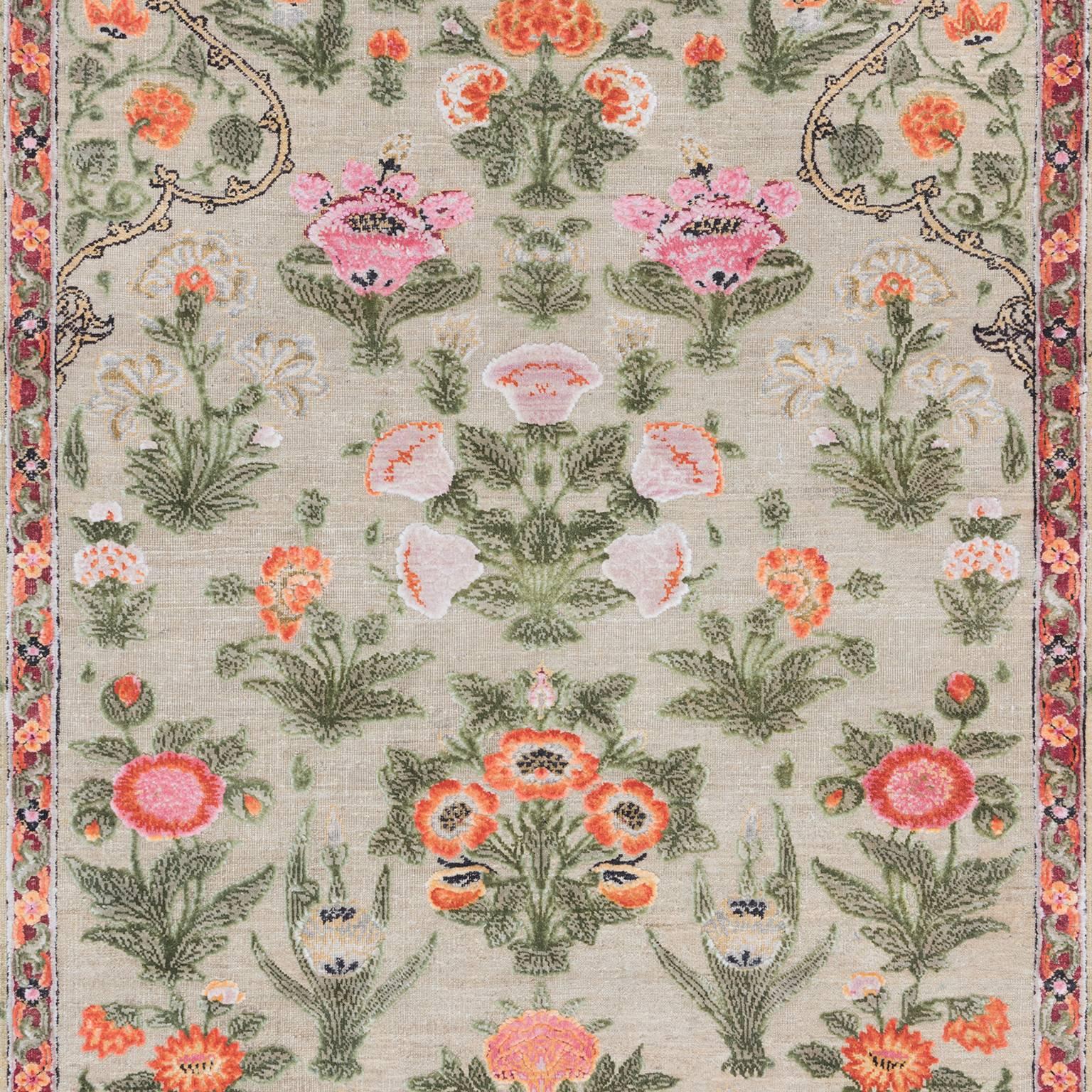 Knots rugs presents the new '17th Century Modern_Mughal No. 01'. Produced in Jaipur in 11/11 Persian knot quality from oxidized wool and silk.
This rug is number 1/10 of this special Limited Edition collection produced by Knots Rugs. The rug is