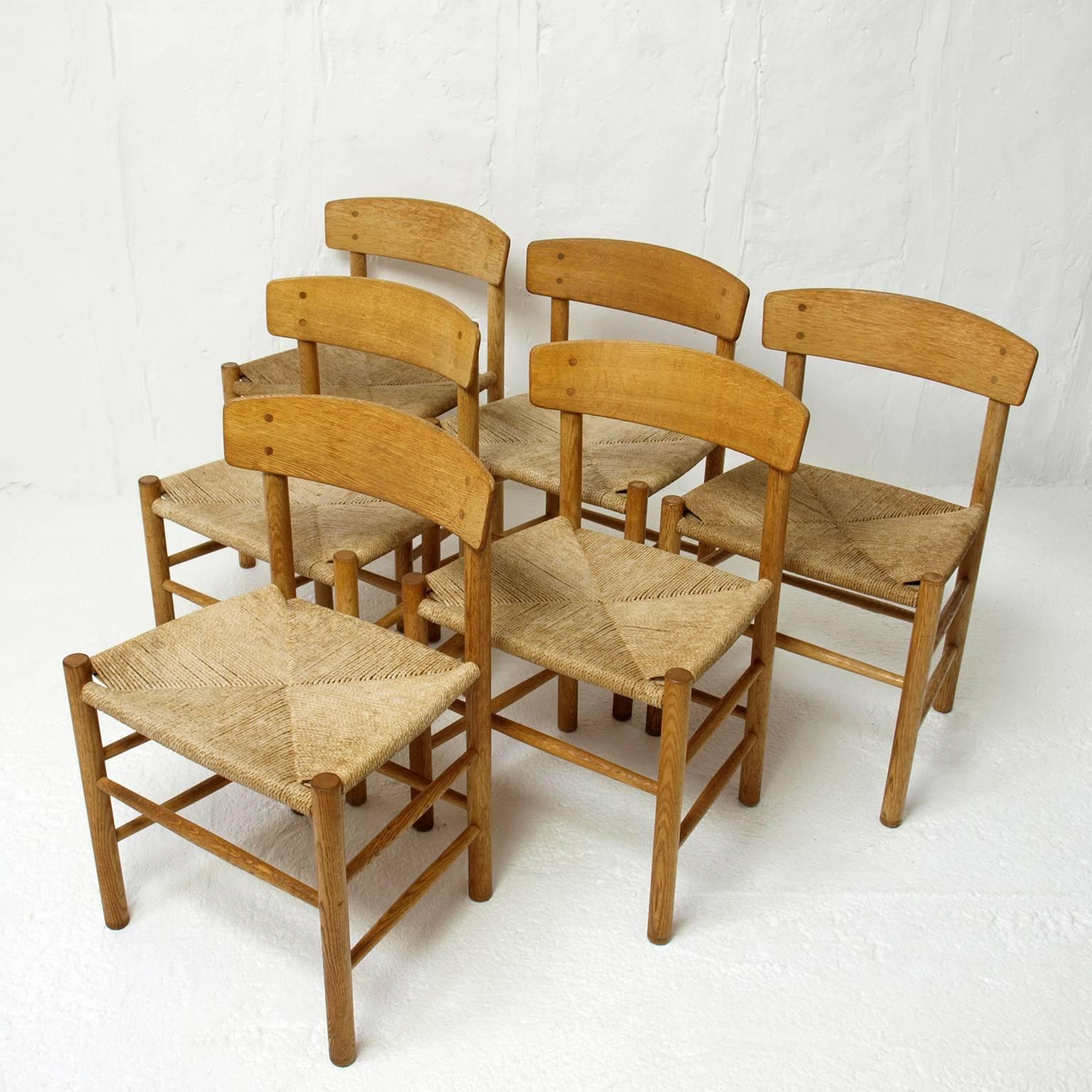 Mid-Century Modern Six Børge Mogensen J39 Chairs in Oak for FDB, Denmark