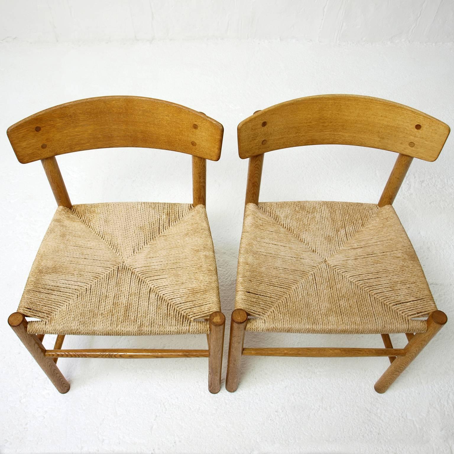 Mid-20th Century Six Børge Mogensen J39 Chairs in Oak for FDB, Denmark