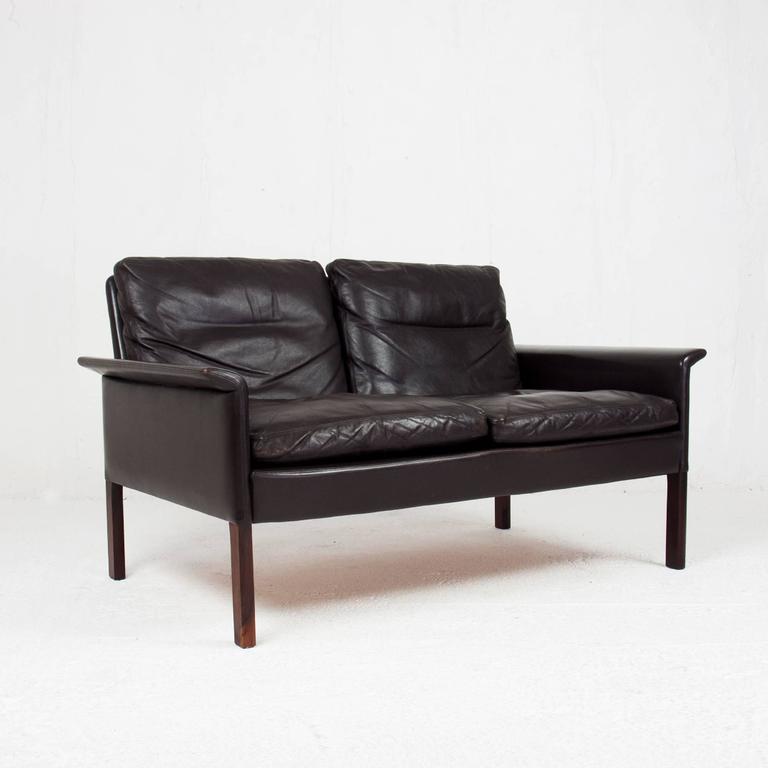 Hans Olsen Two Seat Leather Sofa Model 500 For C S Møbler