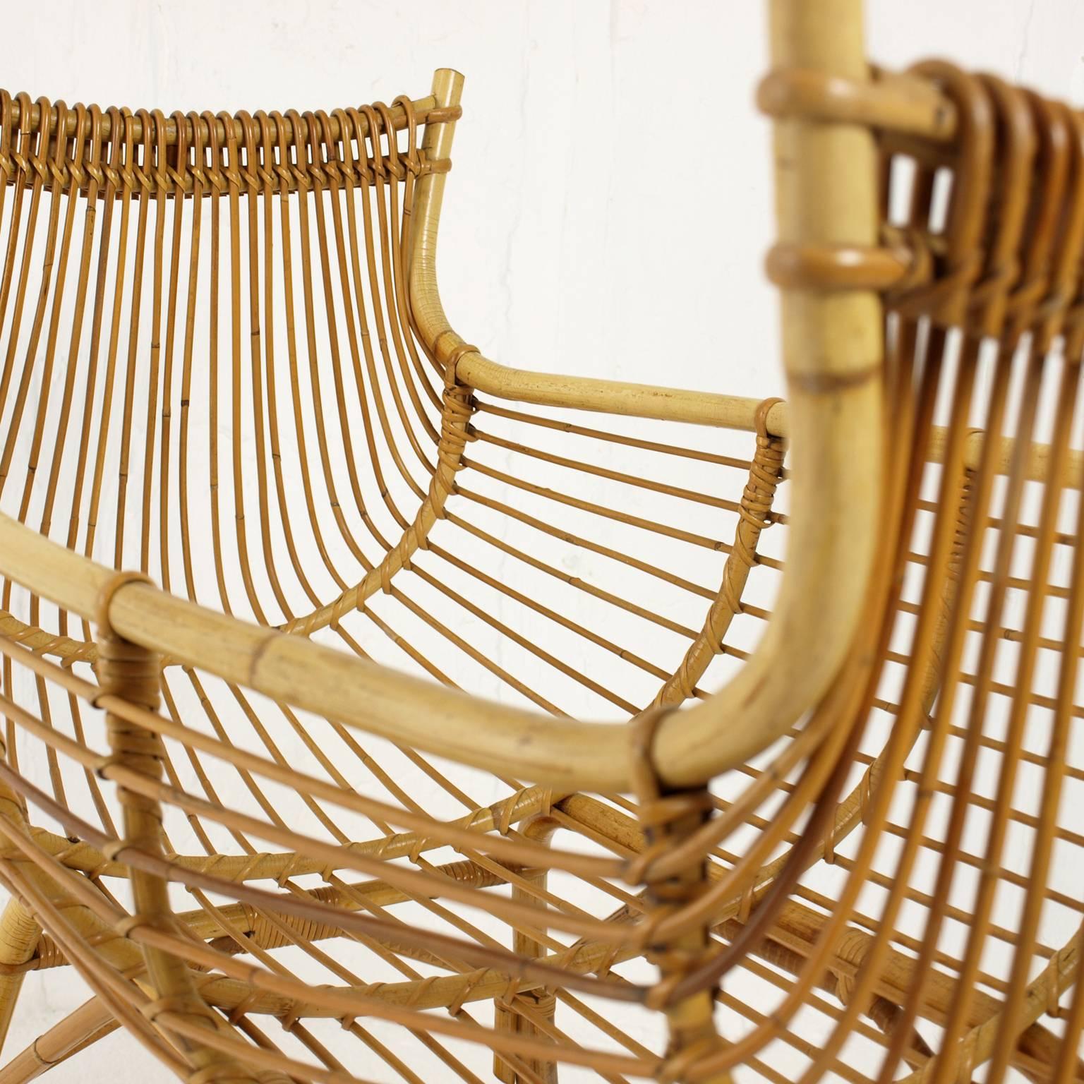 Vintage French Rattan and Bamboo Cradle on Wheels, 1960s In Good Condition In Saint  Ouen, FR