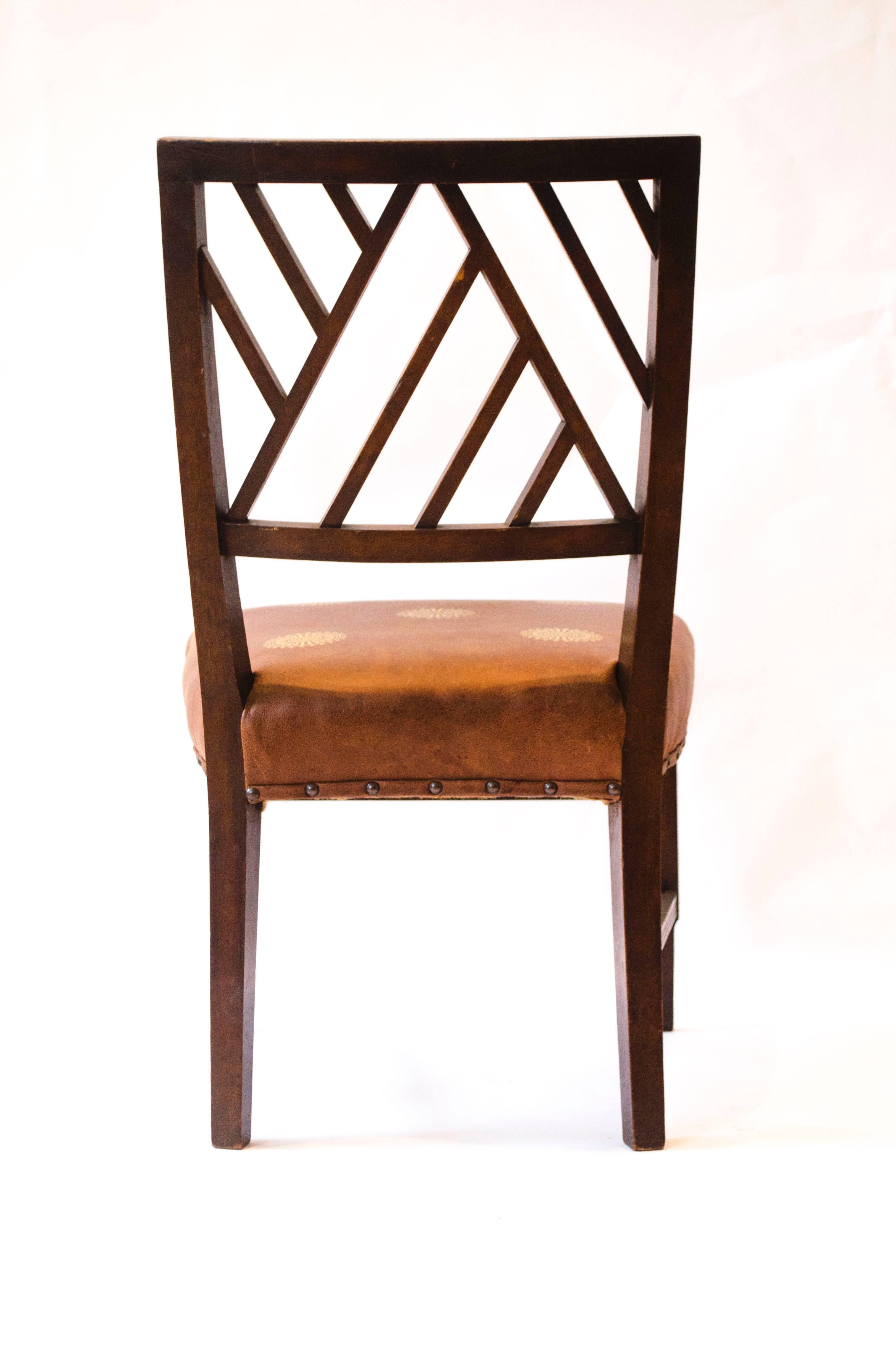 Arts and Crafts E W Godwin attributed. An Anglo-Japanese Walnut Side Chair. For Sale