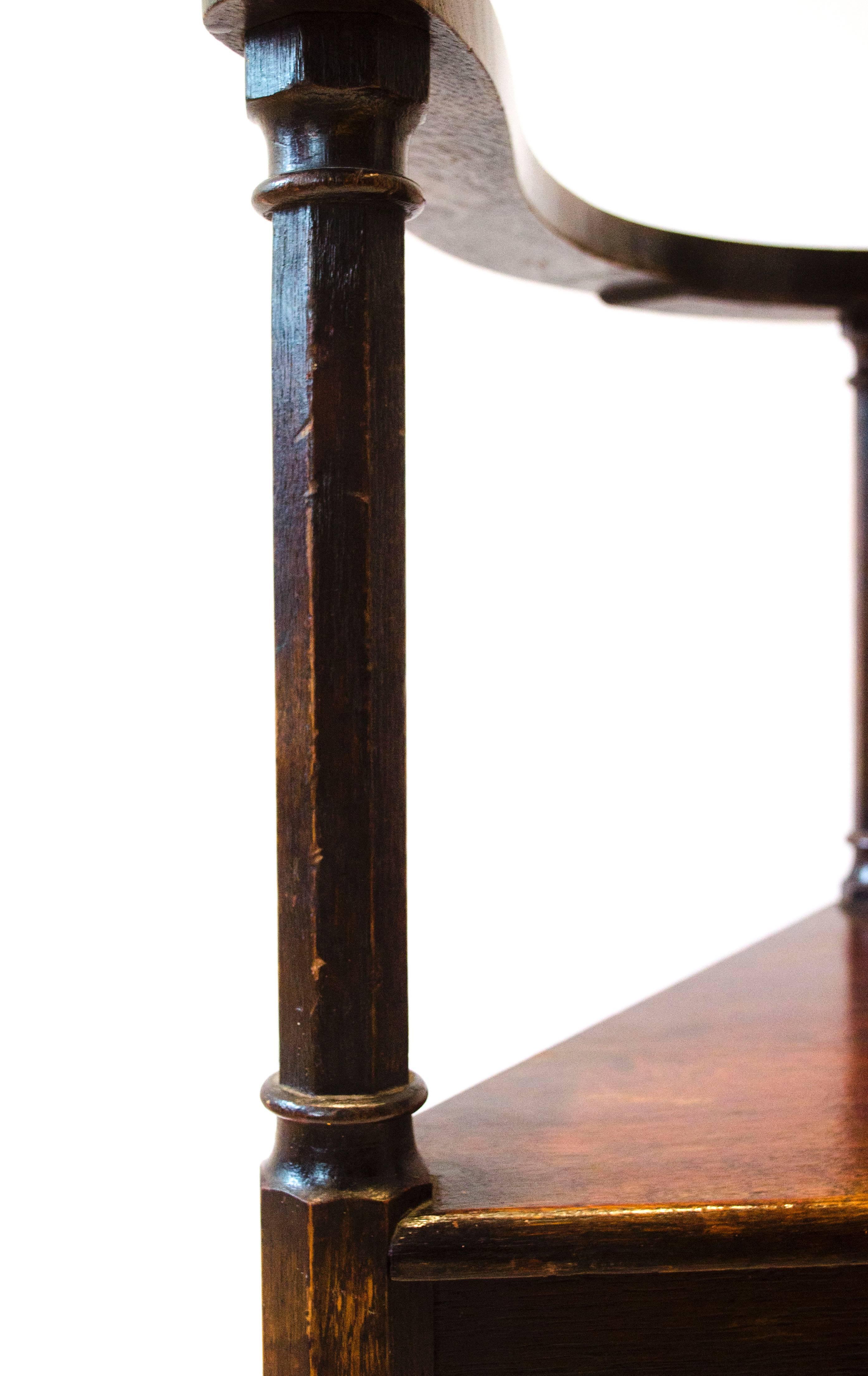 Chêne Josef Hoffmann. Fauteuil conçu pour la 5e exposition de la Sécession viennoise de 1899 en vente