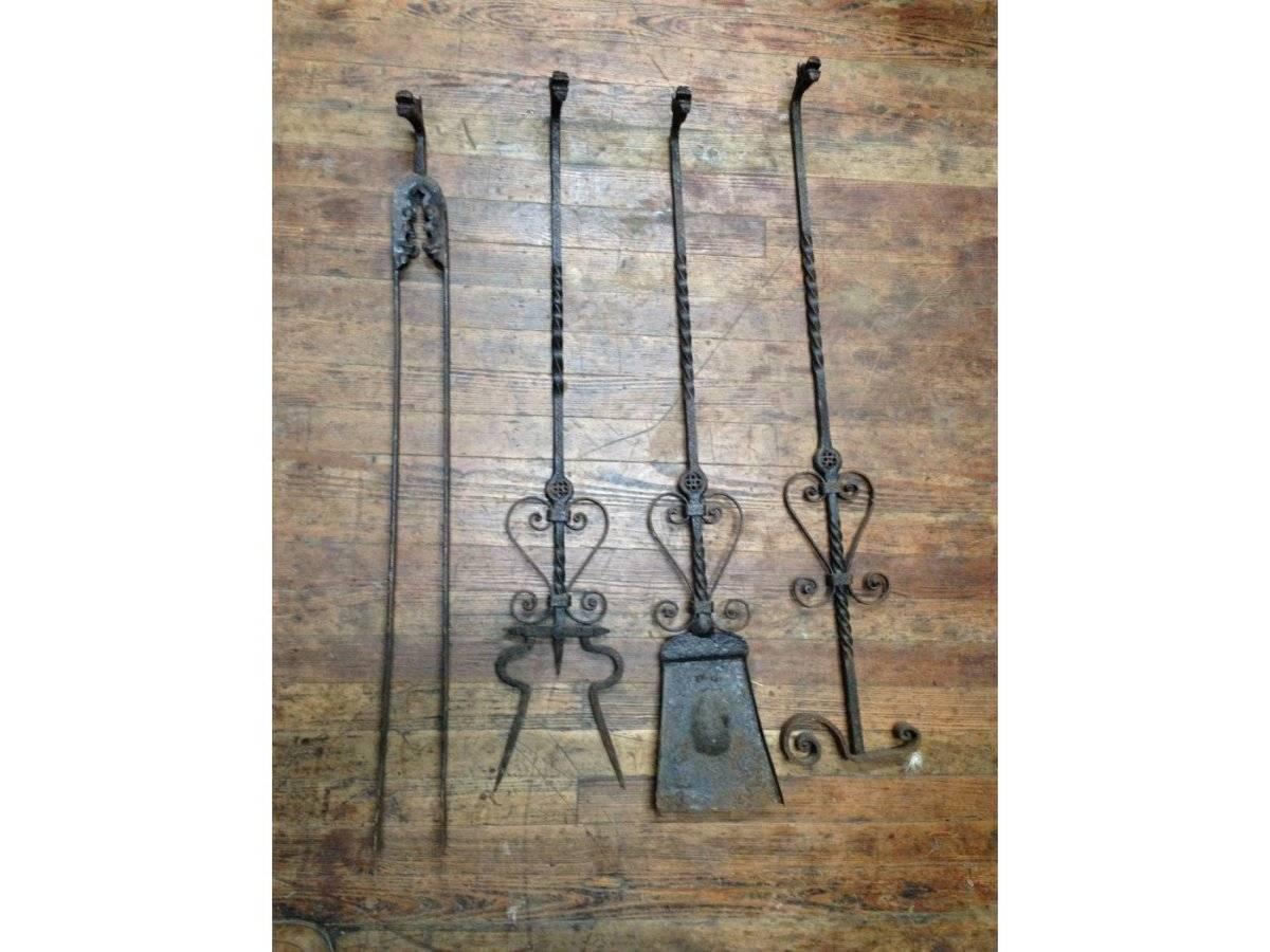 Great Britain (UK) Good Set of Four Arts and Crafts Hand-Forged Fire Utensils with Matching Dogs