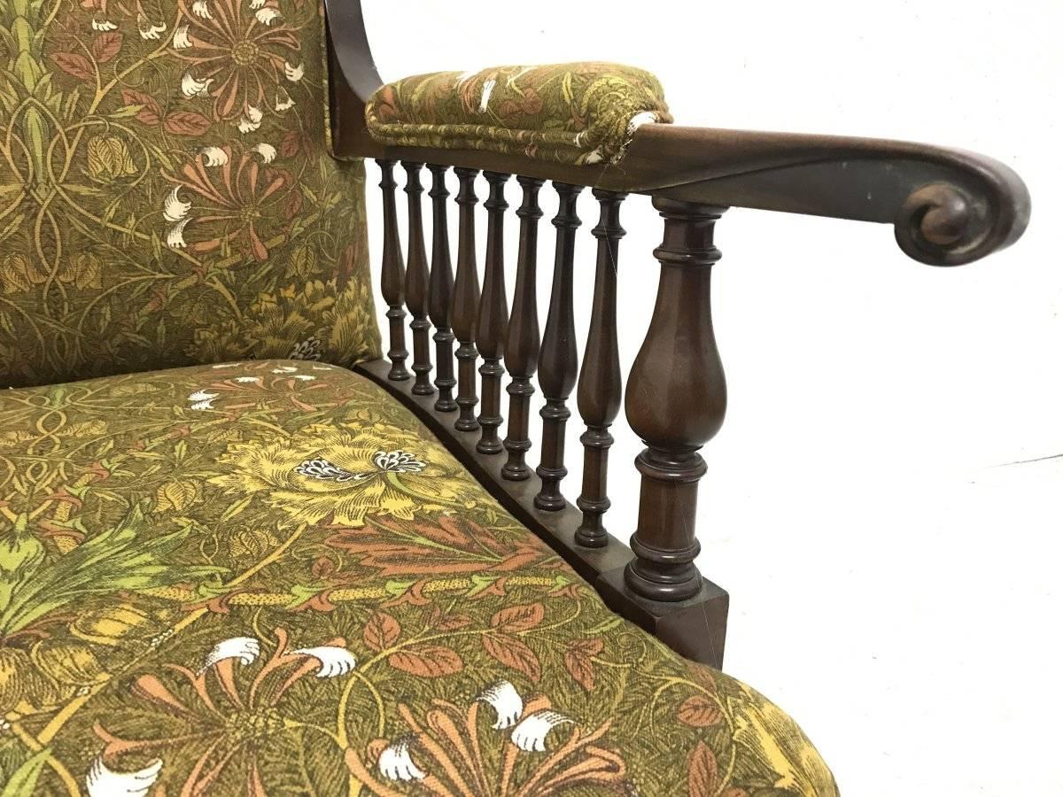 Mahagoni-Saville-Sessel für Morris & Co entworfen von George W Jack im Zustand „Gut“ in London, GB