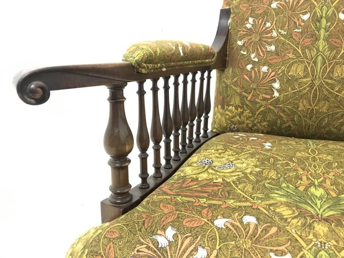 Mahagoni-Saville-Sessel für Morris & Co entworfen von George W Jack (Spätes 19. Jahrhundert)