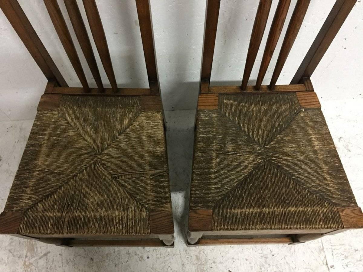 Frêne Shapland and Petter, paire de chaises d'appoint en frêne dans le style de M H Baillie Scott en vente
