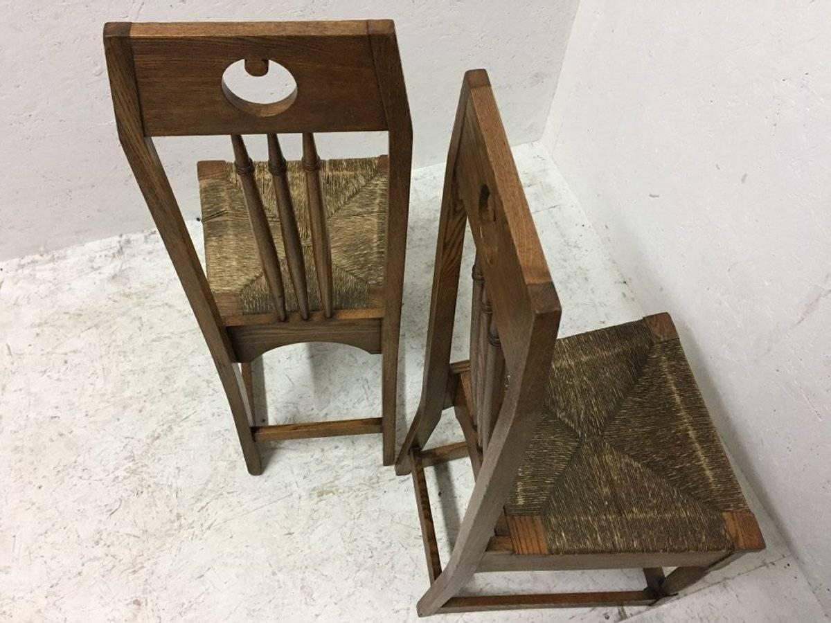 Shapland and Petter, a Pair of Ash Side Chairs in the Style of M H Baillie Scott In Good Condition For Sale In London, GB