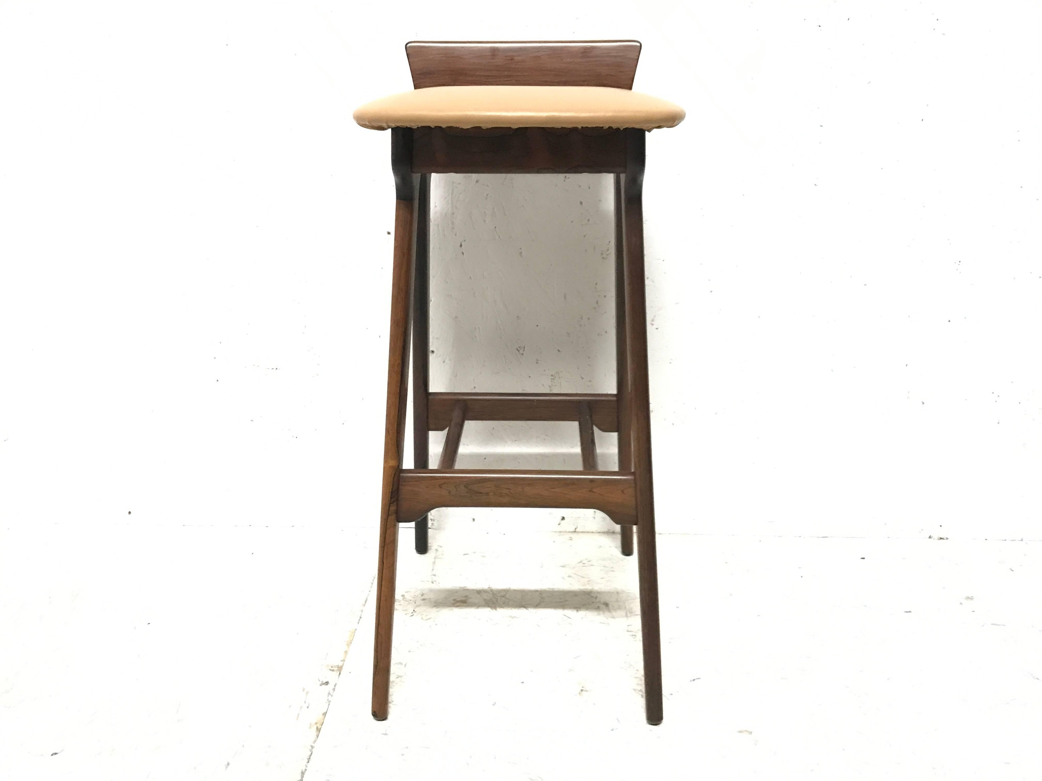 Erik Buck, a very rare rosewood bar stool. Signed with stamped manufacturer's mark to underside: Made in Denmark Chr. Christensens MobelFabrik I/S Vamdrup Design: Erik Buck.