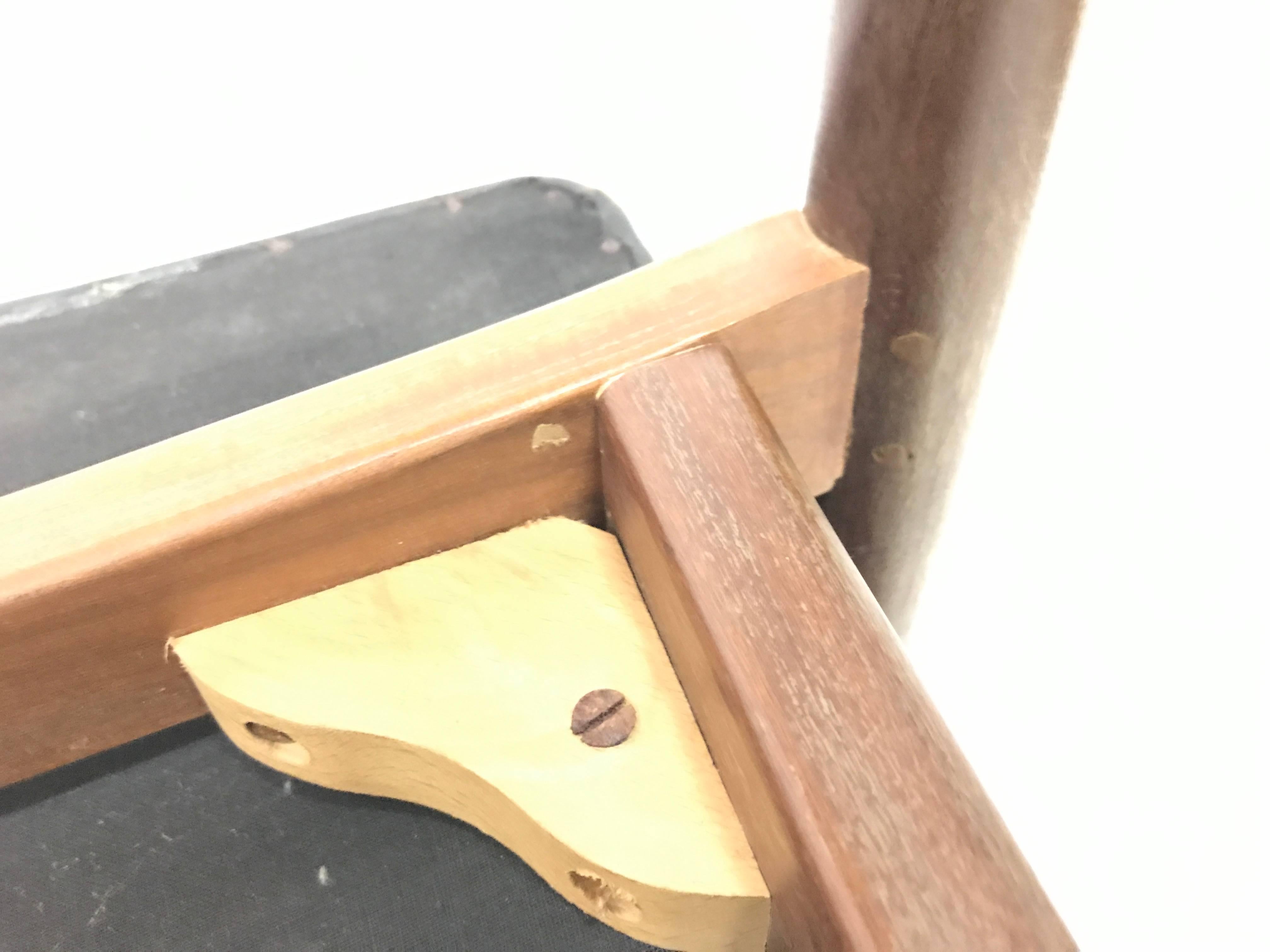 Finn Juhl Attribuito, Poltrona scandinava in teak dal design scultoreo in vendita 2
