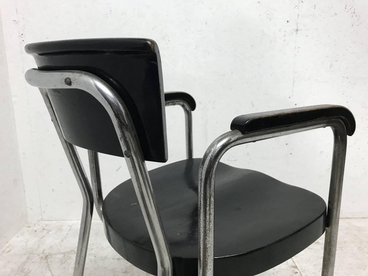 Modernistischer Emile Guillot-Sessel aus Stahlrohr von Thonet (Europäisch) im Angebot