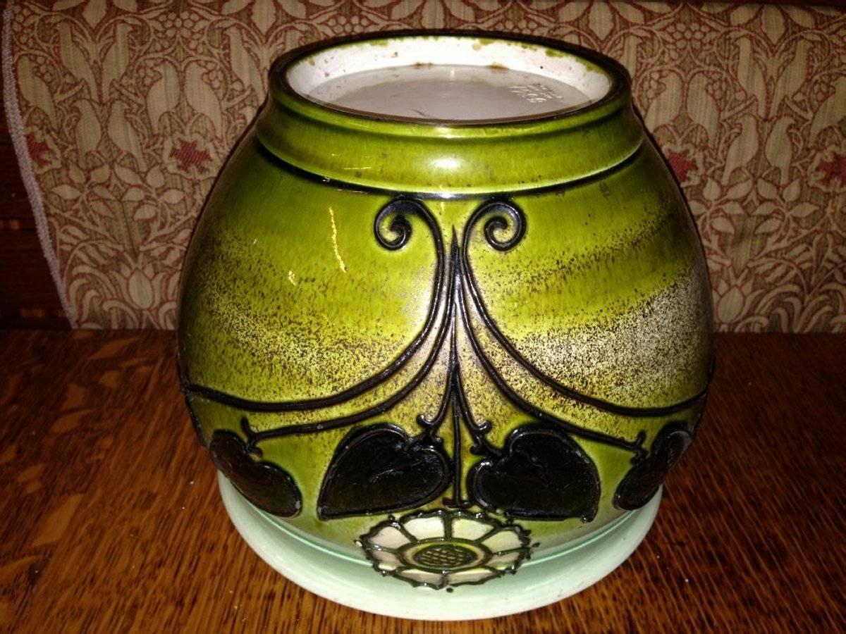 British Wardle, an Arts & Crafts Planter with Tube Line Decoration of Stylised Flowers For Sale