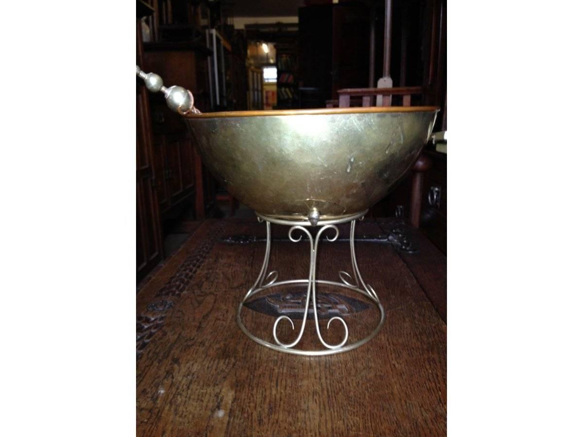 cauldron punch bowl with ladle