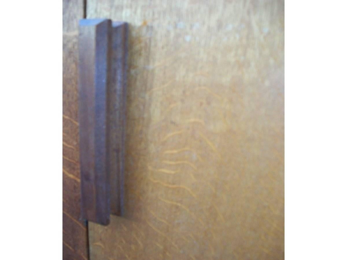 slim wardrobe