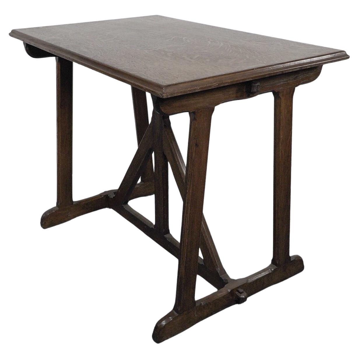 A W N Pugin, d'après un dessin de. Table en chêne de style Revive gothique de la fin du 20e siècle