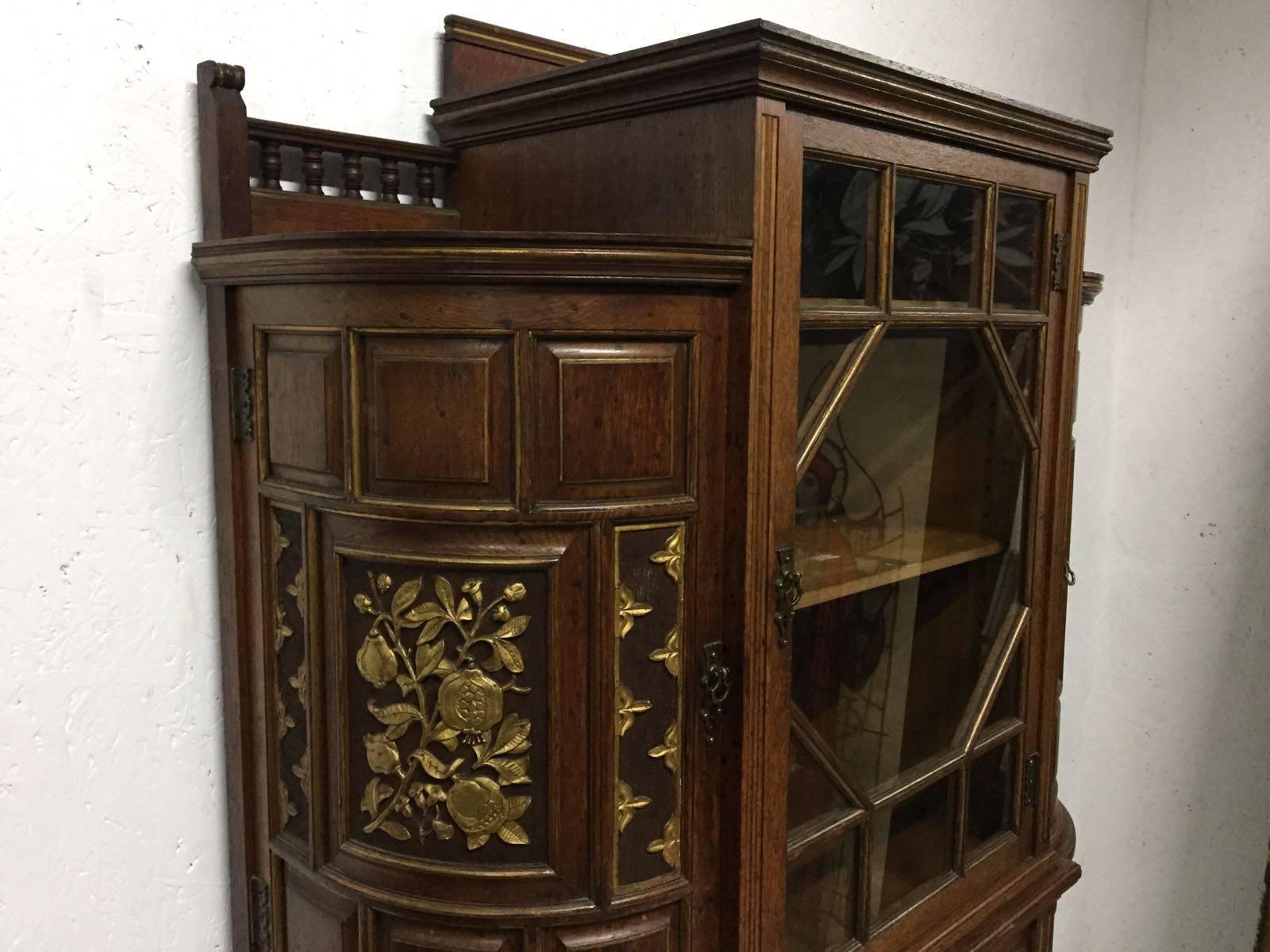 Bruce Talbert for Gillows attri, A Fine Aesthetic Movement Oak & Glazed Cabinet In Good Condition For Sale In London, GB
