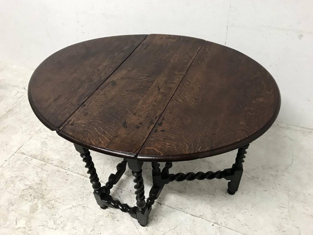 Anglais Table à feuilles tombantes en chêne du 17ème siècle appartenant à l'actrice Jean Simmons