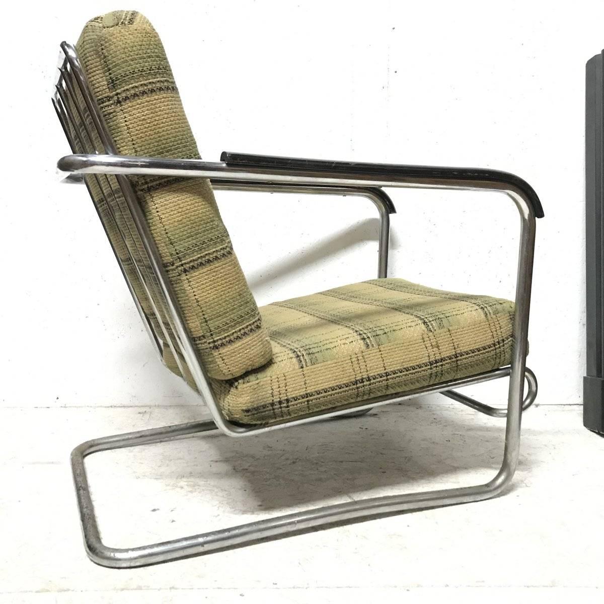 Bauhaus Thonet 1930s Cantilever Armchair in the Style of Erich Dieckmann, Gilbert Rhode For Sale