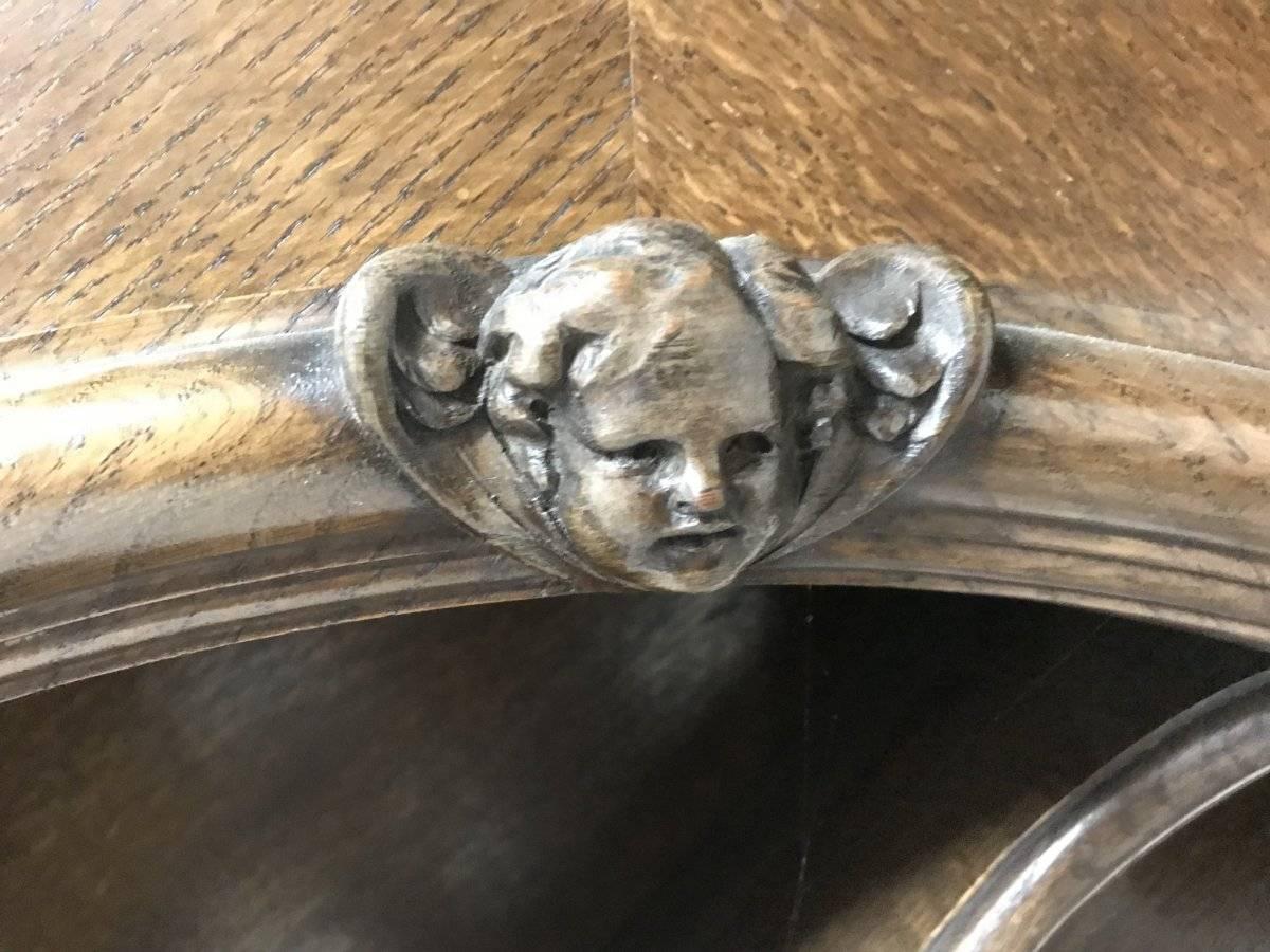 John Ednie Arts & Crafts Glasgow Oak over Mantle, Carved Cherubs and Stain Glass In Good Condition For Sale In London, GB