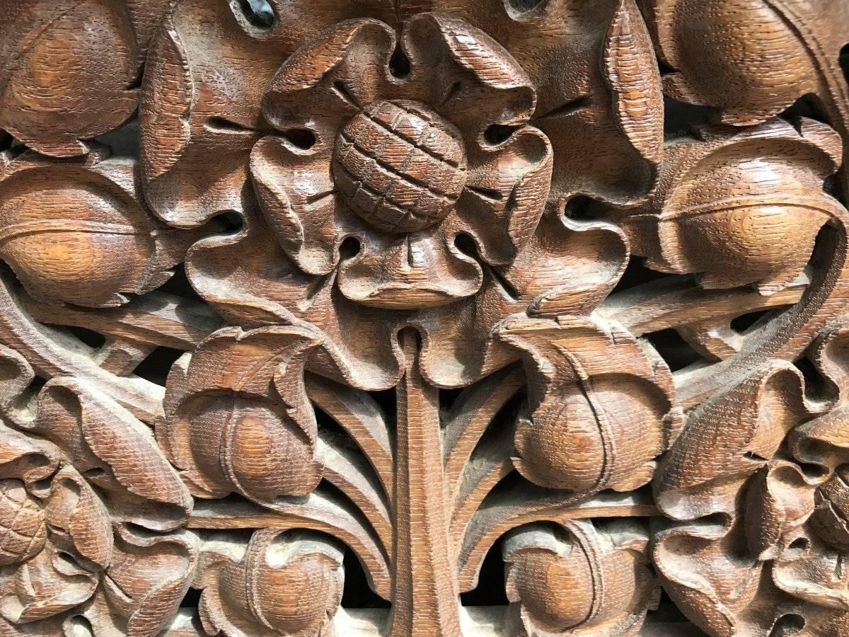 Arts & Crafts Oak Panelling Pieces with Hand-Carved Pomegranates, Roses & Grapes In Good Condition In London, GB