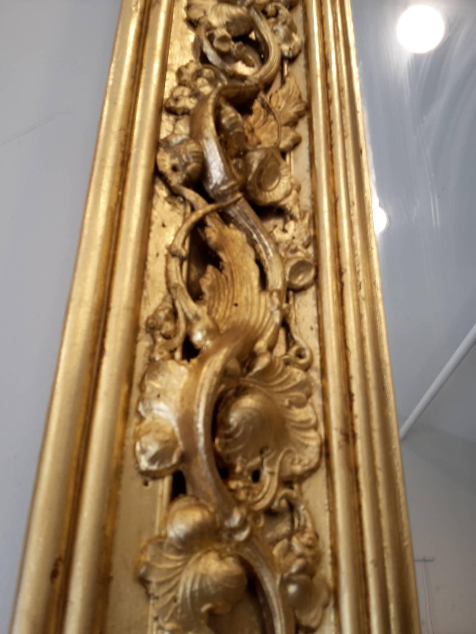 French antique mirror Napoléon III périod, mercury panel glass, very important mirror, gold metal leaf, age 1860.