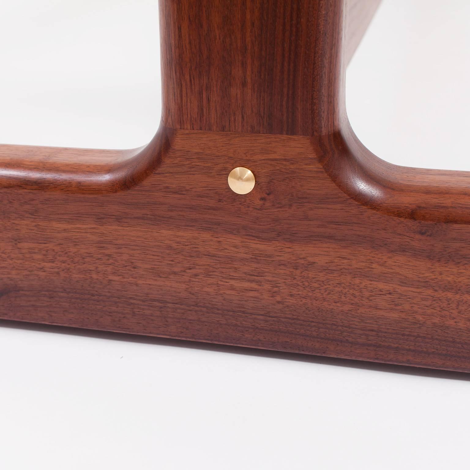Mesa de Comedor Physalia LP, Pie Bajo en Nogal Americano en venta 2