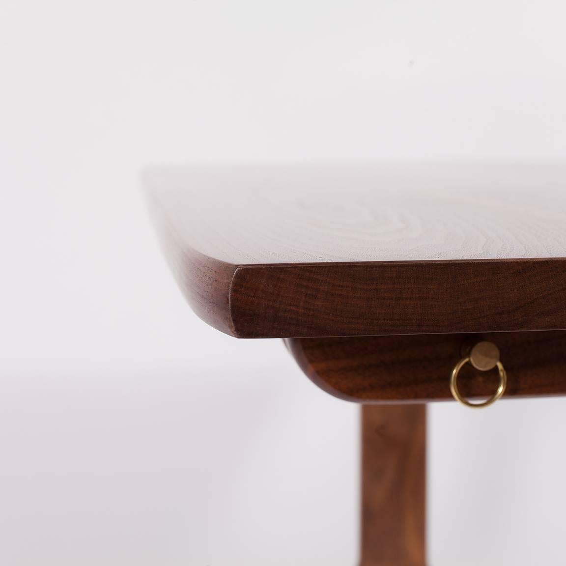 Asa Pingree Physalia-Schreibtisch aus Nussbaum, weißer Eiche, ebonisiertem Ahorn oder grauer Esche im Zustand „Neu“ im Angebot in Brooklyn, NY