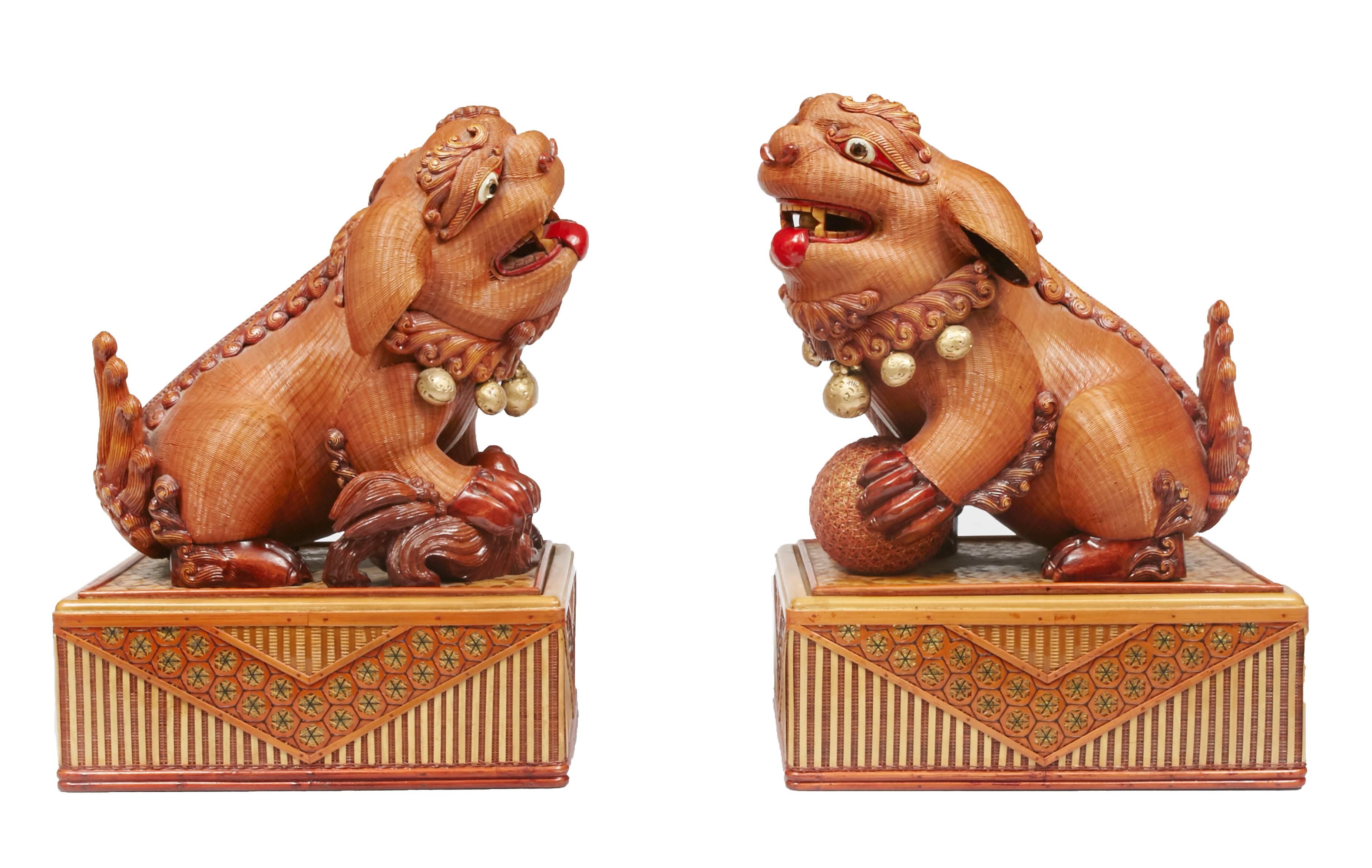 Male and female foo dogs handmade by Shanghai Handicrafts. Handcrafted
of wicker which has been lacquered. A vintage piece from the mid-late 1960s.
 