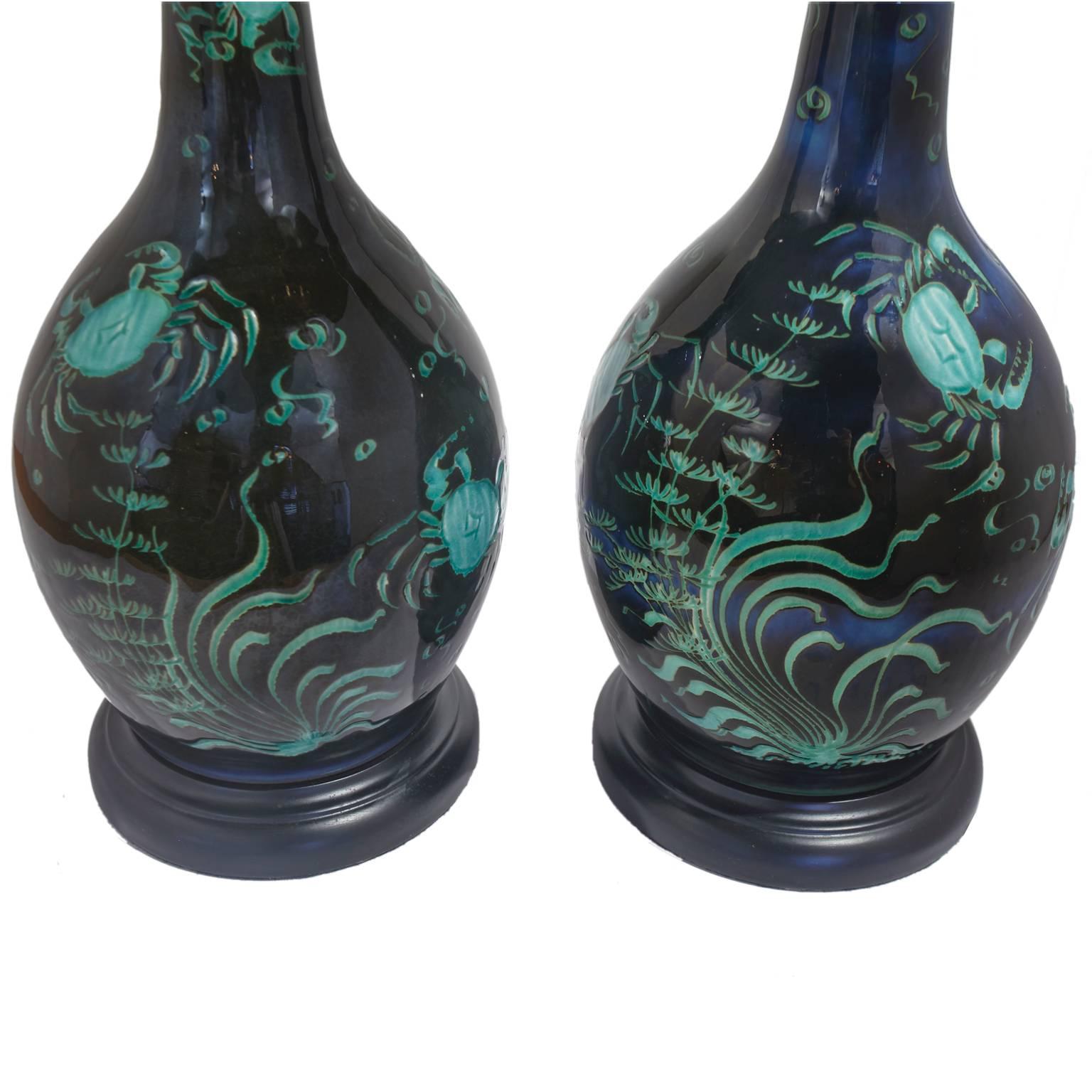 20th Century Pair of Deep Blue Ceramic Lamps with Turquoise Green Crabs and Ocean Plants