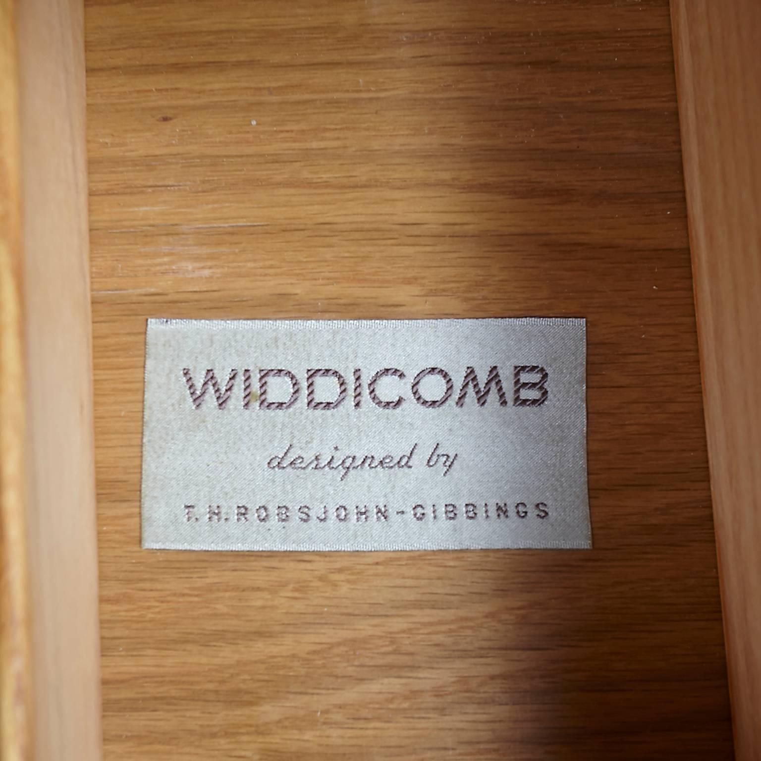Mid-20th Century T.H. Robsjohn-Gibbings for Widdicomb Six-Drawer Walnut Dresser
