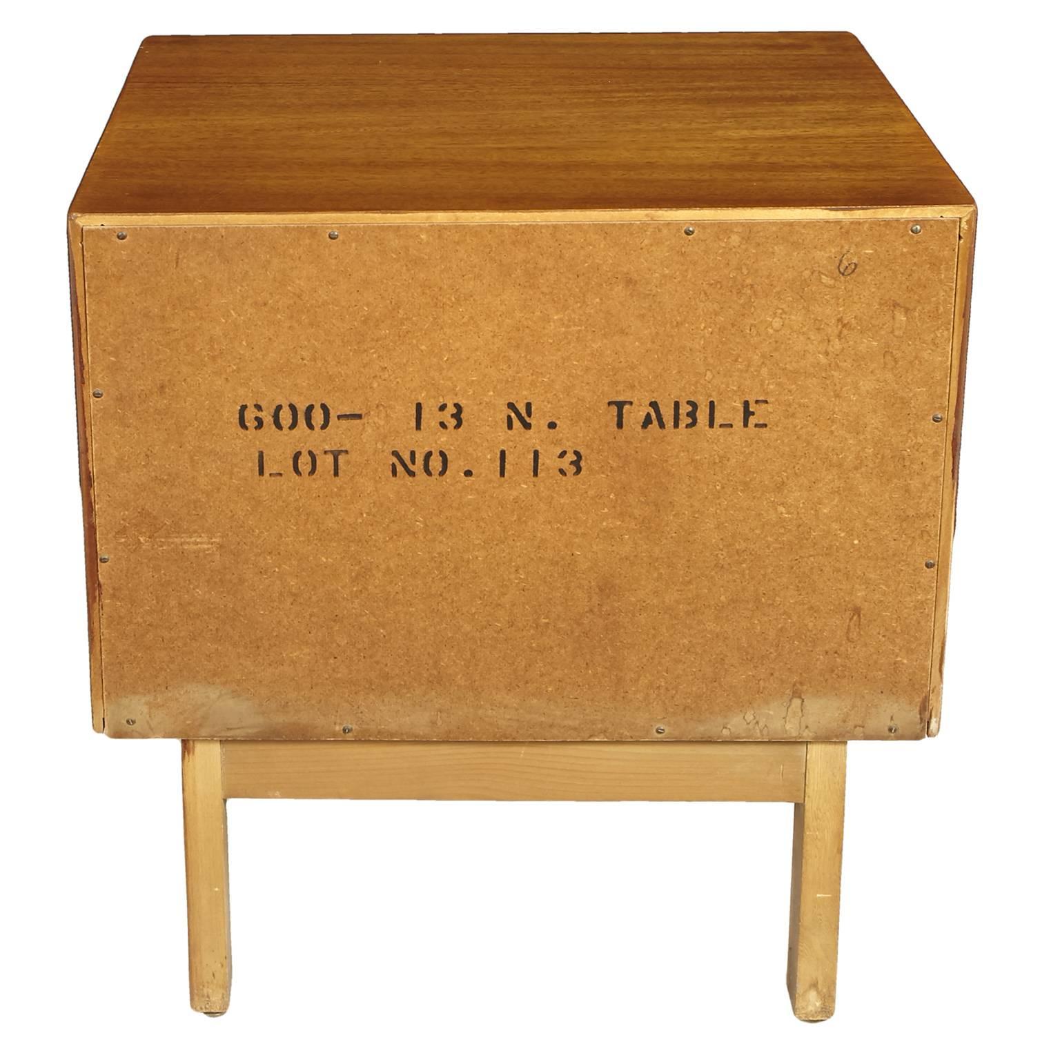 20th Century American of Martinsville Nightstand or Side Table