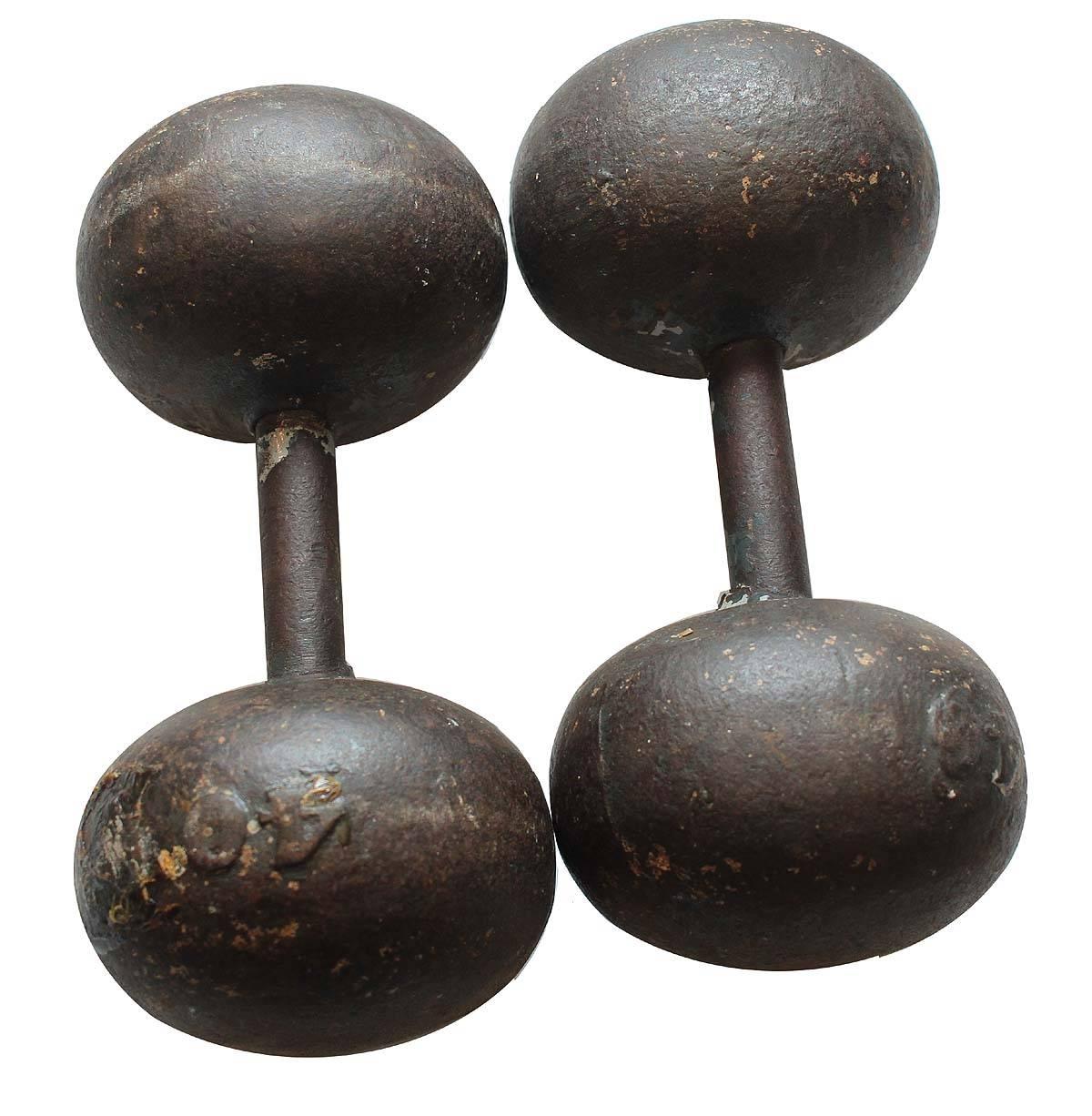 Authentic Metal Dumbbells In Excellent Condition In Sag Harbor, NY