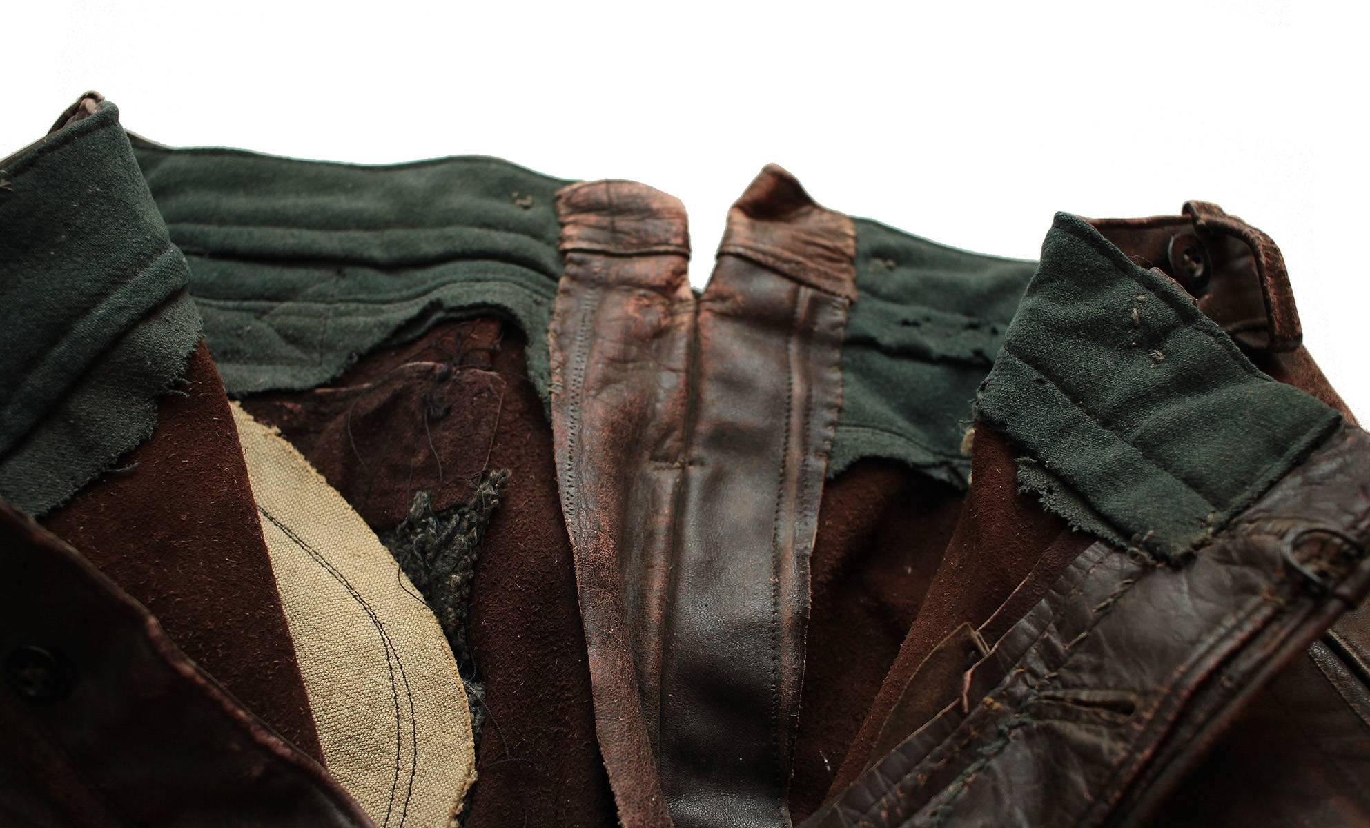 1930s Motorcycle Riding Pants In Good Condition For Sale In Sag Harbor, NY