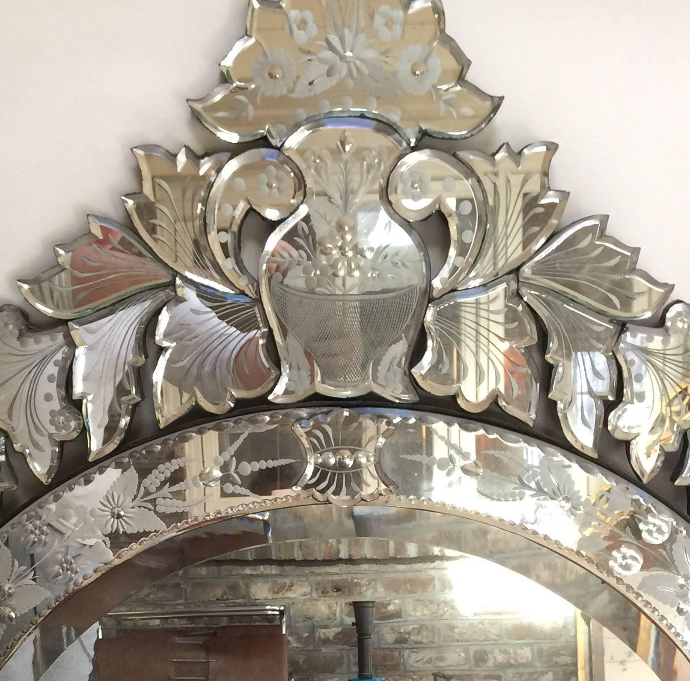 Vintage Venetian Mirror For Sale 1