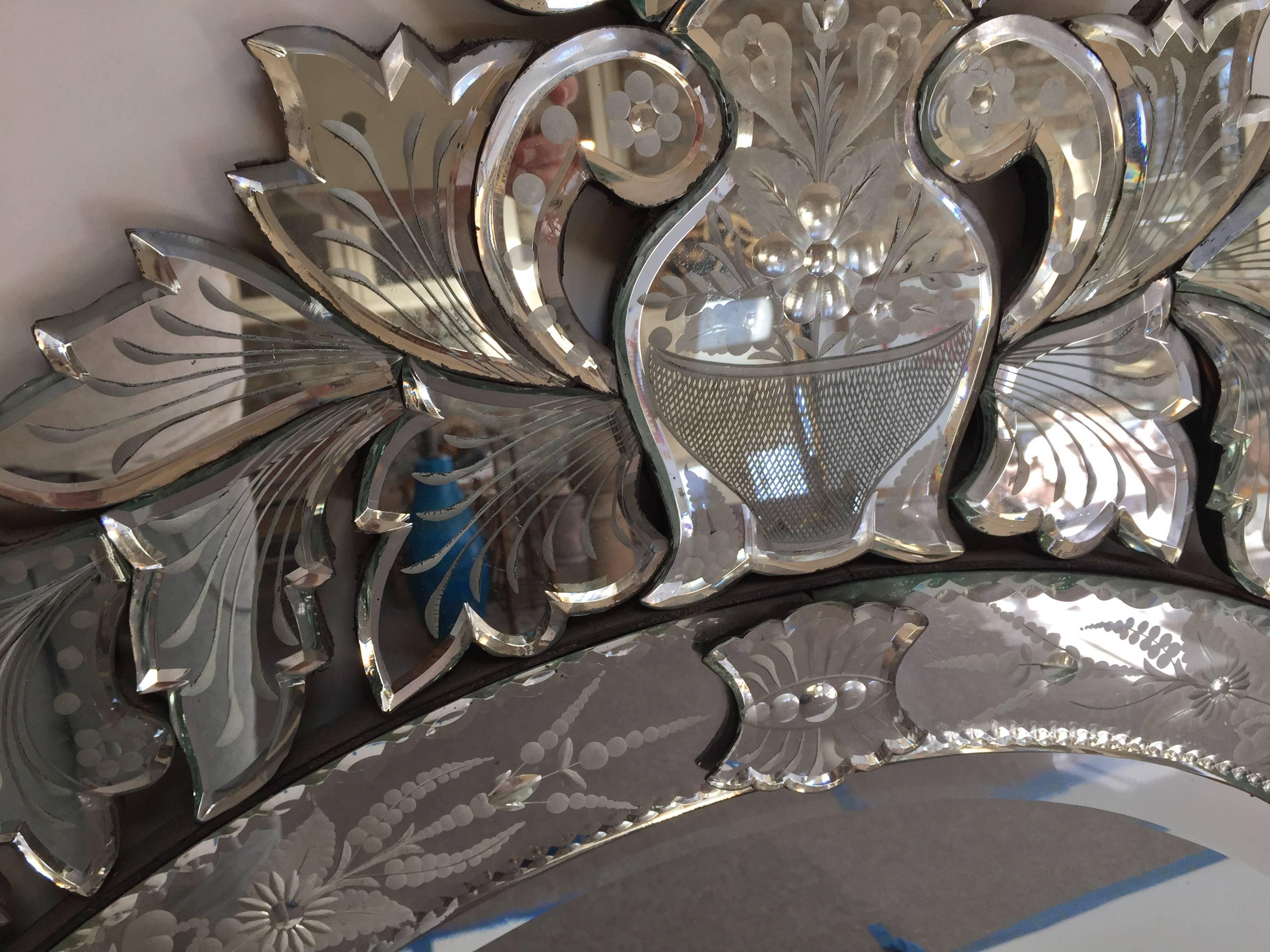 Vintage Venetian Mirror For Sale 2