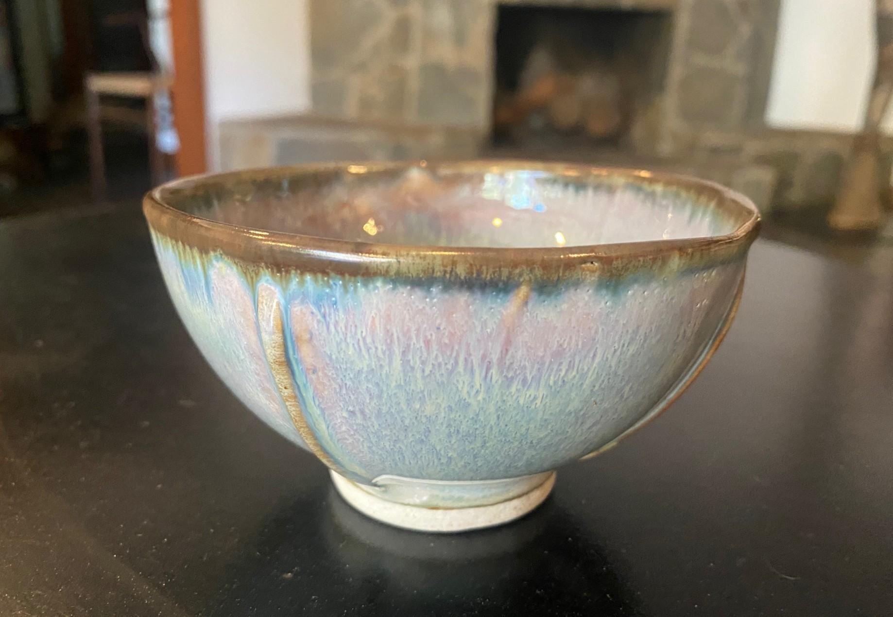 Brother Thomas Bezanson Signed Benedictine Monk Studio Pottery Glazed Art Bowl (Kanadisch) im Angebot