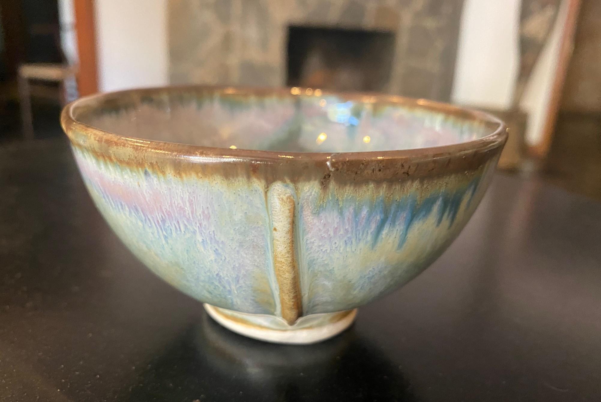 Brother Thomas Bezanson Signed Benedictine Monk Studio Pottery Glazed Art Bowl (Keramik) im Angebot