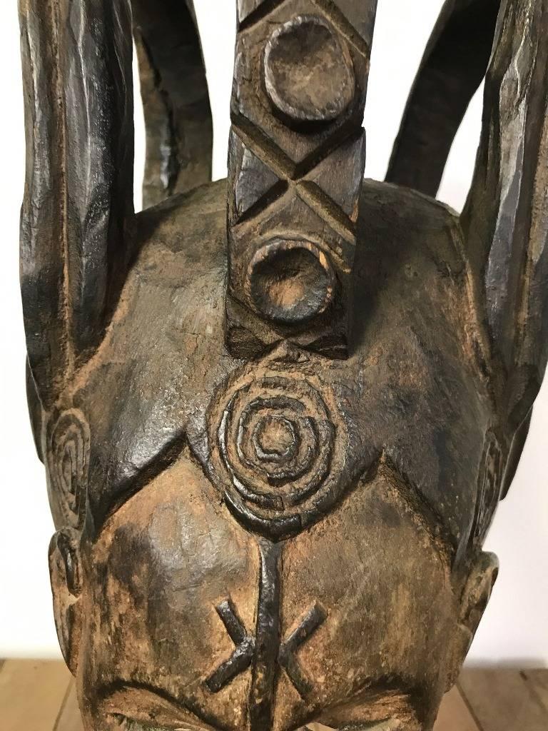 African ‘Nigerian’ Igbo Carved Maiden Mask/ Sculpture on Stand In Good Condition In Studio City, CA