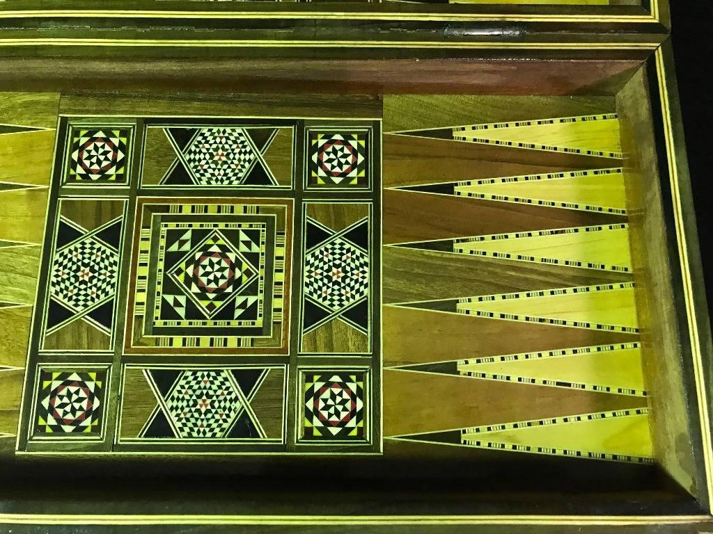 Syrian Inlaid Mosaic Backgammon and Chess Wooden Game Board/ Box In Good Condition In Studio City, CA