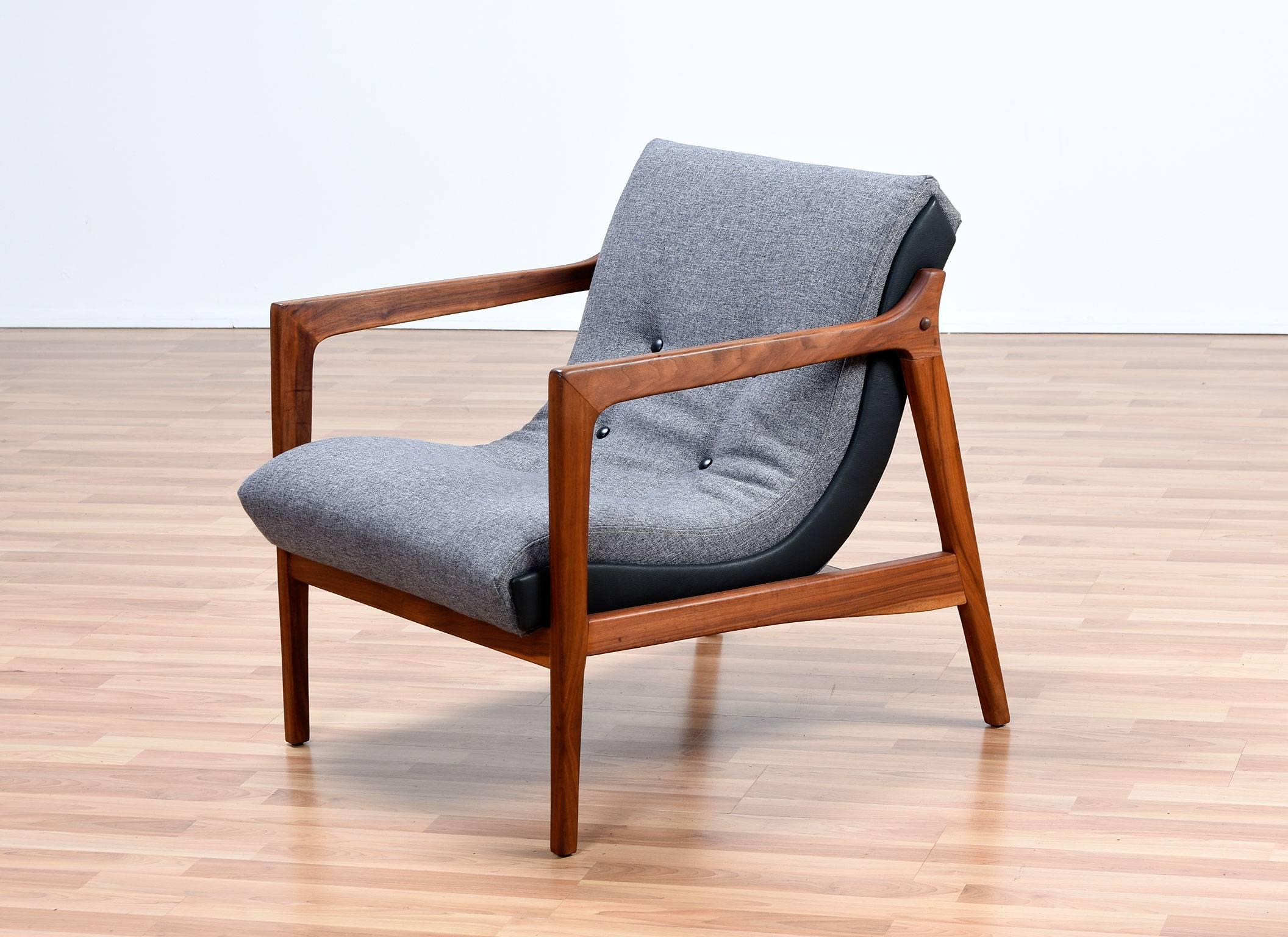 20th Century Restored Duo Tone Mid-Century Modern Scoop Chair