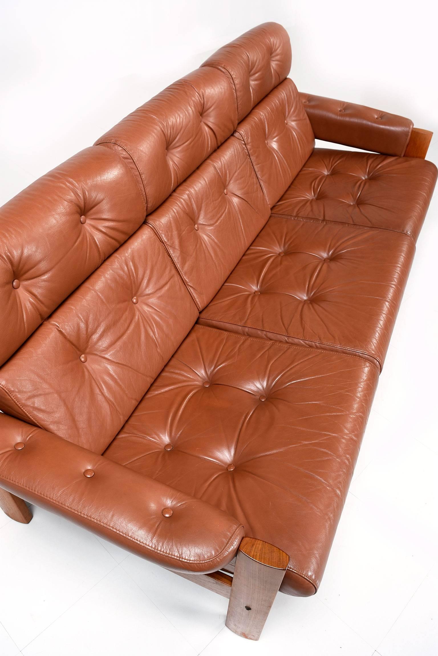 ekornes leather sofa