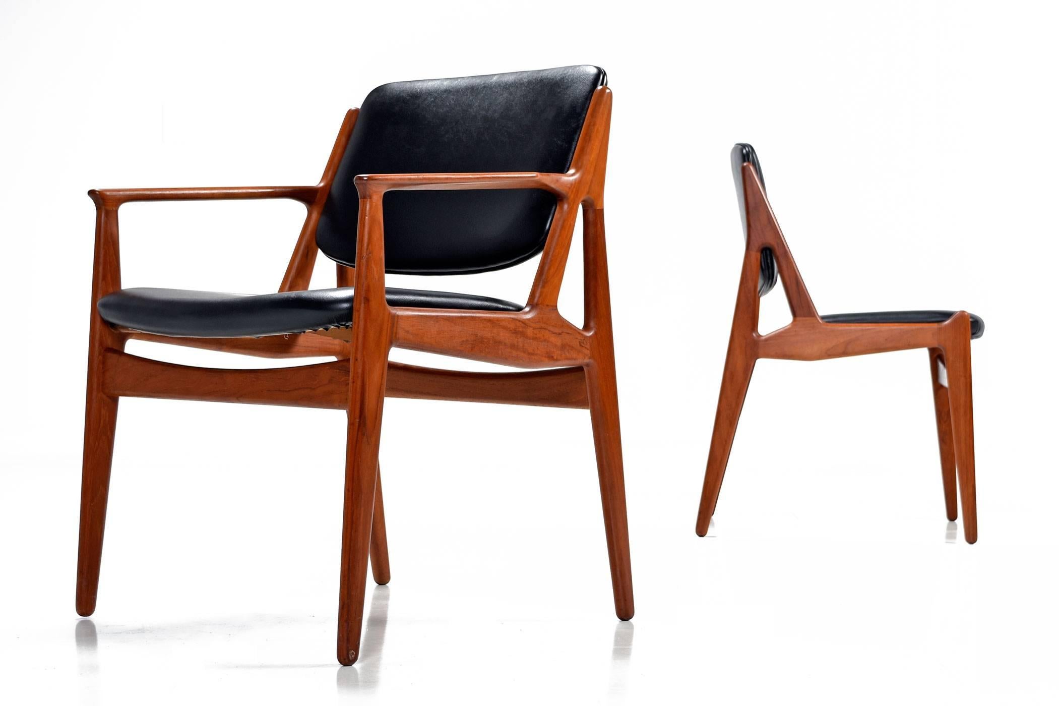 Mid-Century Modern Scandinavian Modern Arne Vodder Ella Dining Chairs