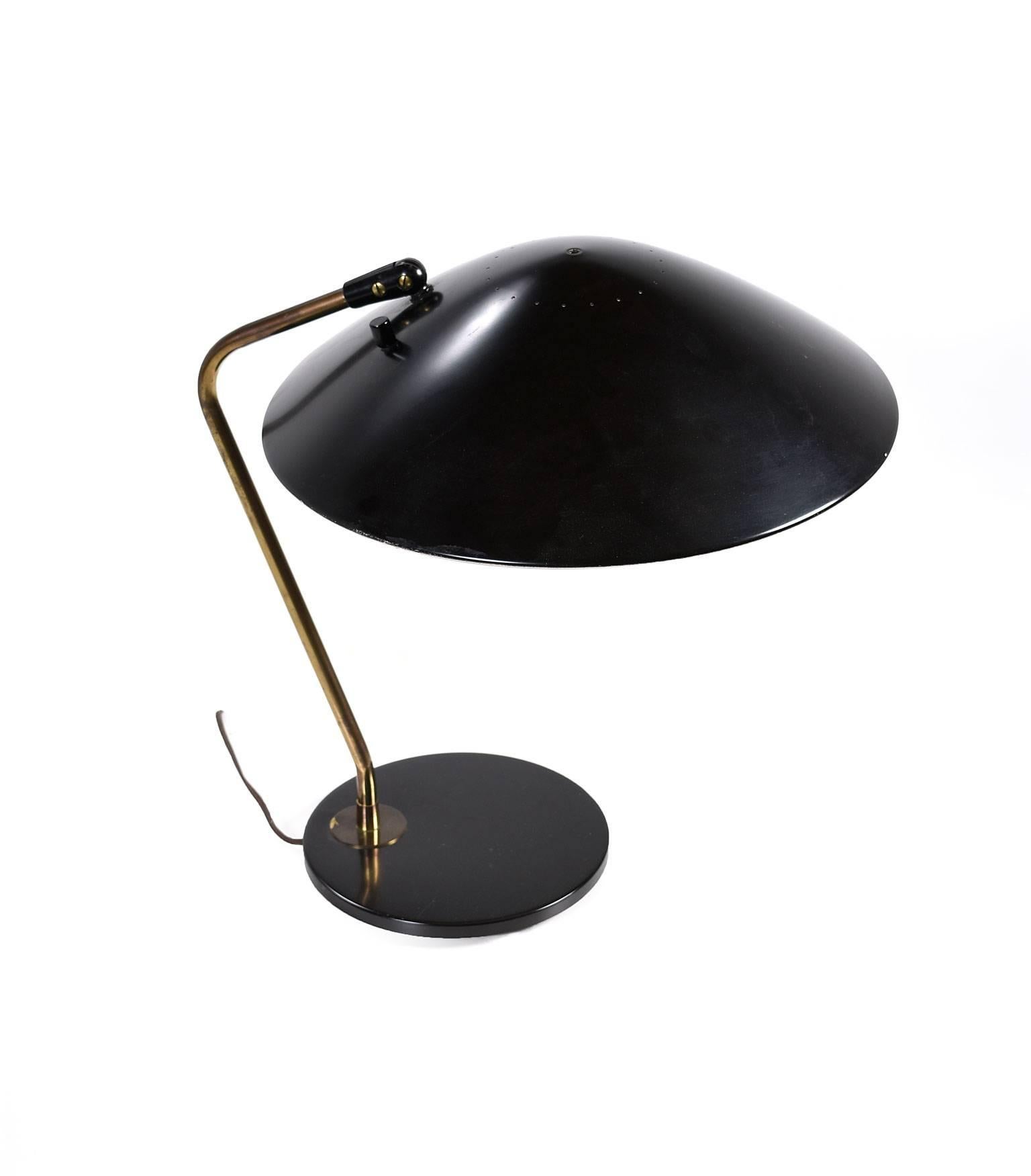 American Mid-Century Modern Gerald Thurston for Lightolier Black Enamel and Brass Lamp